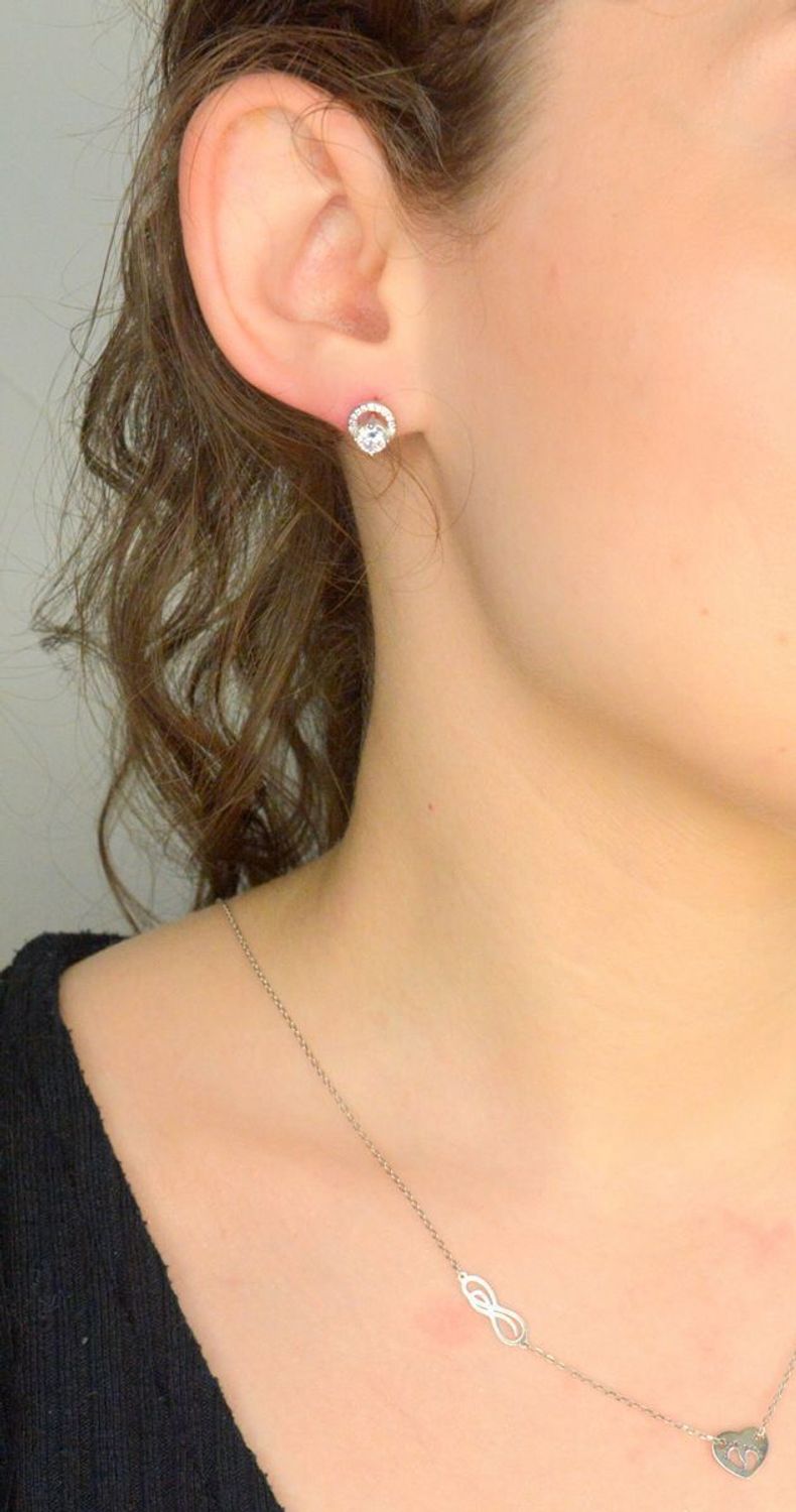 Kolczyki srebrne cyrkonia próba 925, DIA-KLC-IM0340724ER-925 Srebrne kolczyki zostały wykonane z najwyższej jakości srebra próby 925.jpg