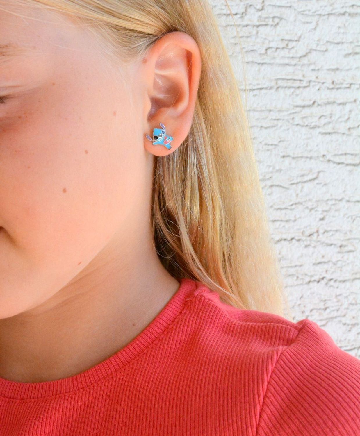 Srebrne kolczyki dziecięce 925 sztyfty Lilo i Stich DIA-KLC-IM0440124ER-925. Srebrne kolczyki dla dziewczynki z postacią Sticha. Kolczyki na prezent dla dziecka z postaciami z disneyowskich bajek..jpg