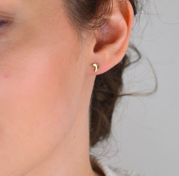 Kolczyki dziecięce w kształcie księżyców – pozłacana stal, 5 mm, zapięcie na sztyft. Delikatna i trwała ozdoba idealna dla dziewczynki (3).JPG