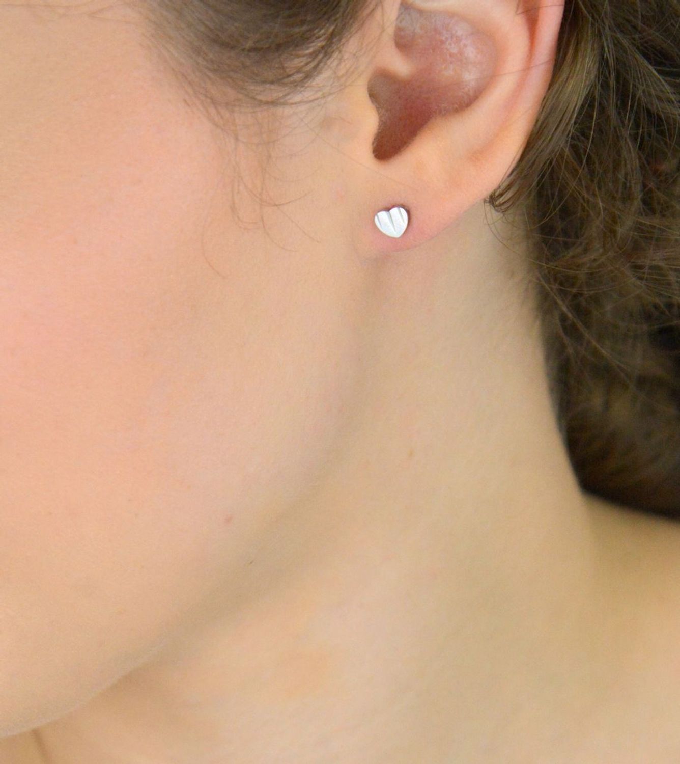 Kolczyki dziecięce stalowe serduszka 6 mm – DIA-KLC-K6671023-STAL.jpg