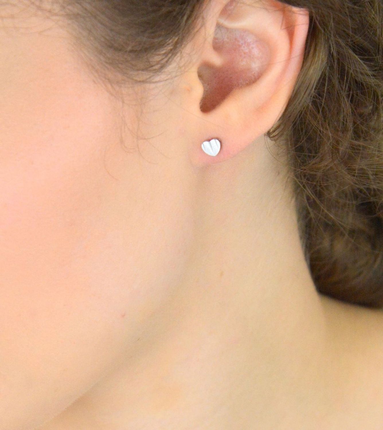 Kolczyki dziecięce stalowe serduszka 6 mm – DIA-KLC-K6671023-STAL.jpg