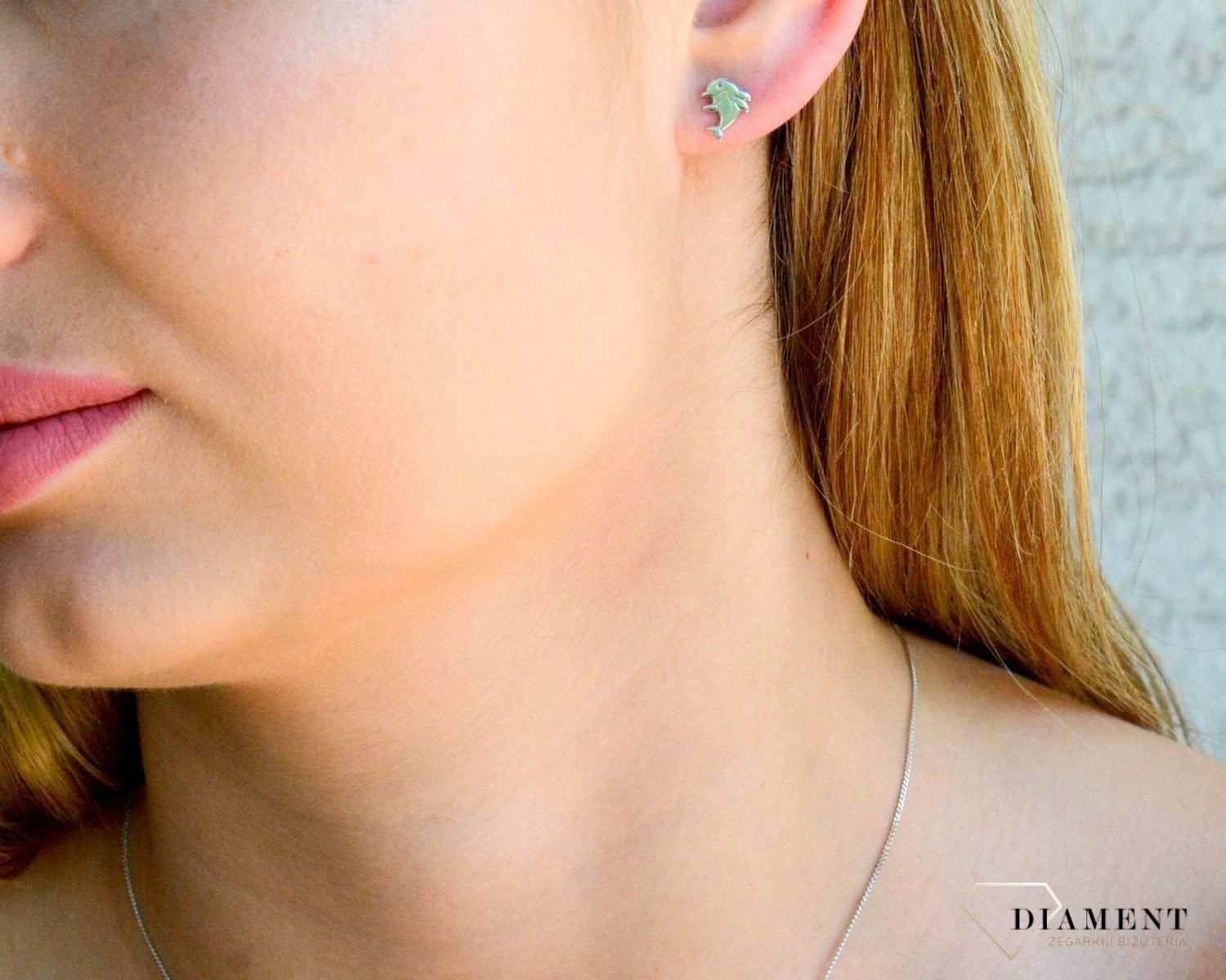 Srebrne kolczyki dziecięce 925 delfinki DIA-KLC-KSR062R-925. Srebrne kolczyki dziecięce. Kolczyki srebrne delfinki. Kolczyki srebrne na sztyft dla dziewczynki. Kolczyki delfinki srebrne idealne na prezent (1).jpg