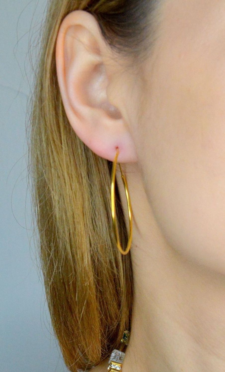 Srebrne kolczyki damskie 925 klasyczne kółka pozłacane DIA-KLC-KSZ38M-Z-925. Srebrne kolczyki damskie. Srebrne kolczyki koła. Srebrne kolczyki pozłacane koła. Klasyczne srebrne koła w pozłoceniu. Gładkie koła srebrne idealne na prezent..jpg