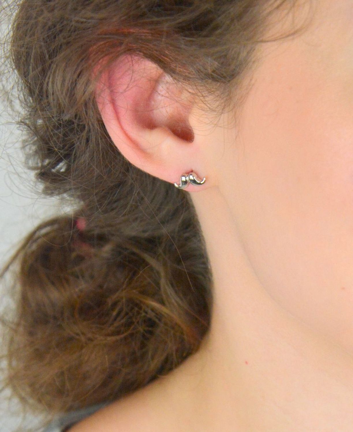 Srebrne kolczyki przy uchu wąsy DIA-KLC-NO731-5E26409-925.png