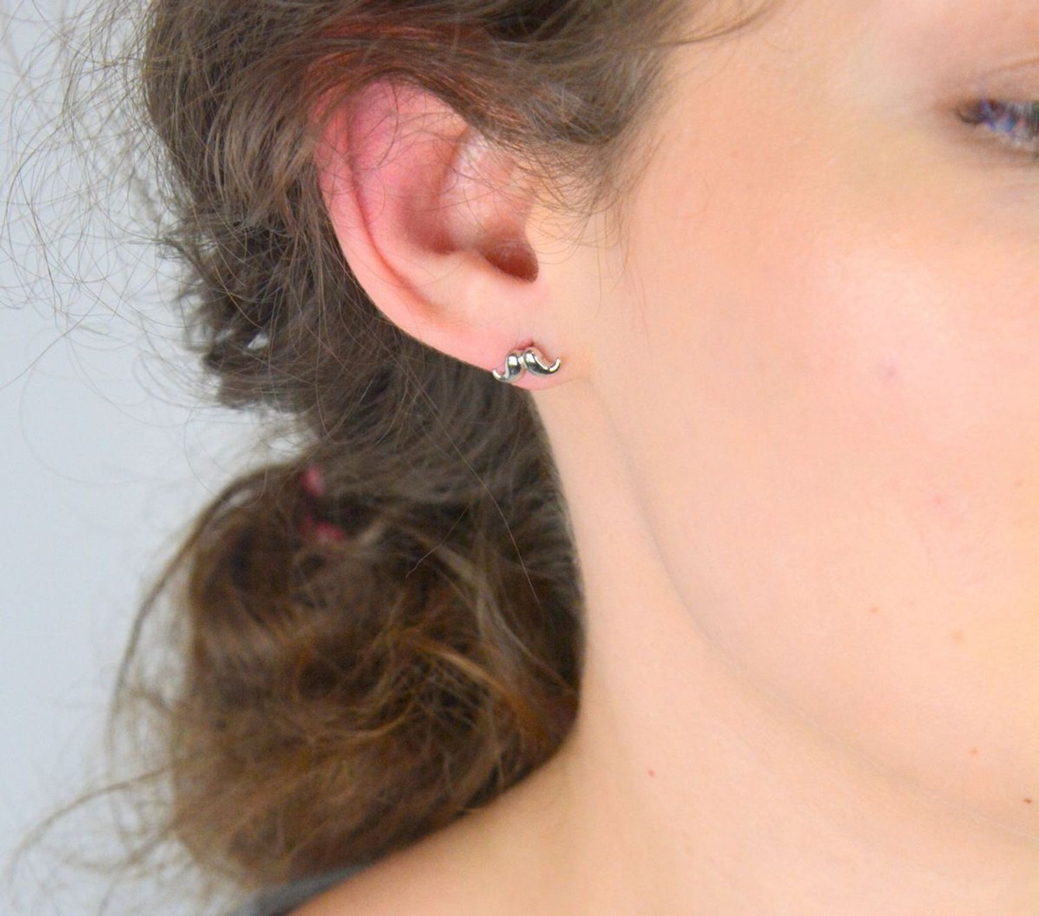 Srebrne kolczyki przy uchu wąsy DIA-KLC-NO731-5E26409-925.png