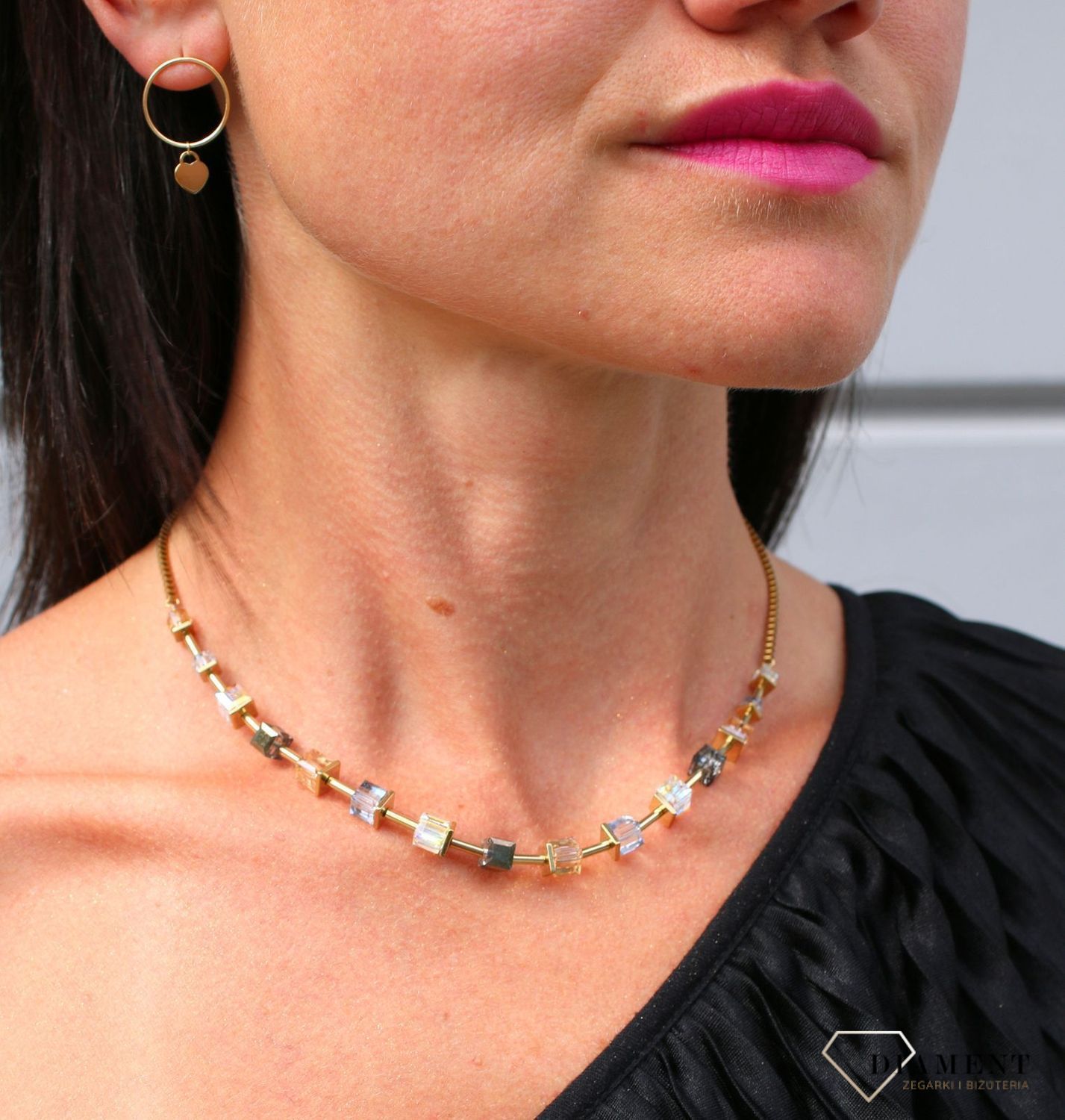 Złote kolczyki 333 koła z zawieszką w kształcie serc DIA-KLC-PL0194KG8K-333.jpg