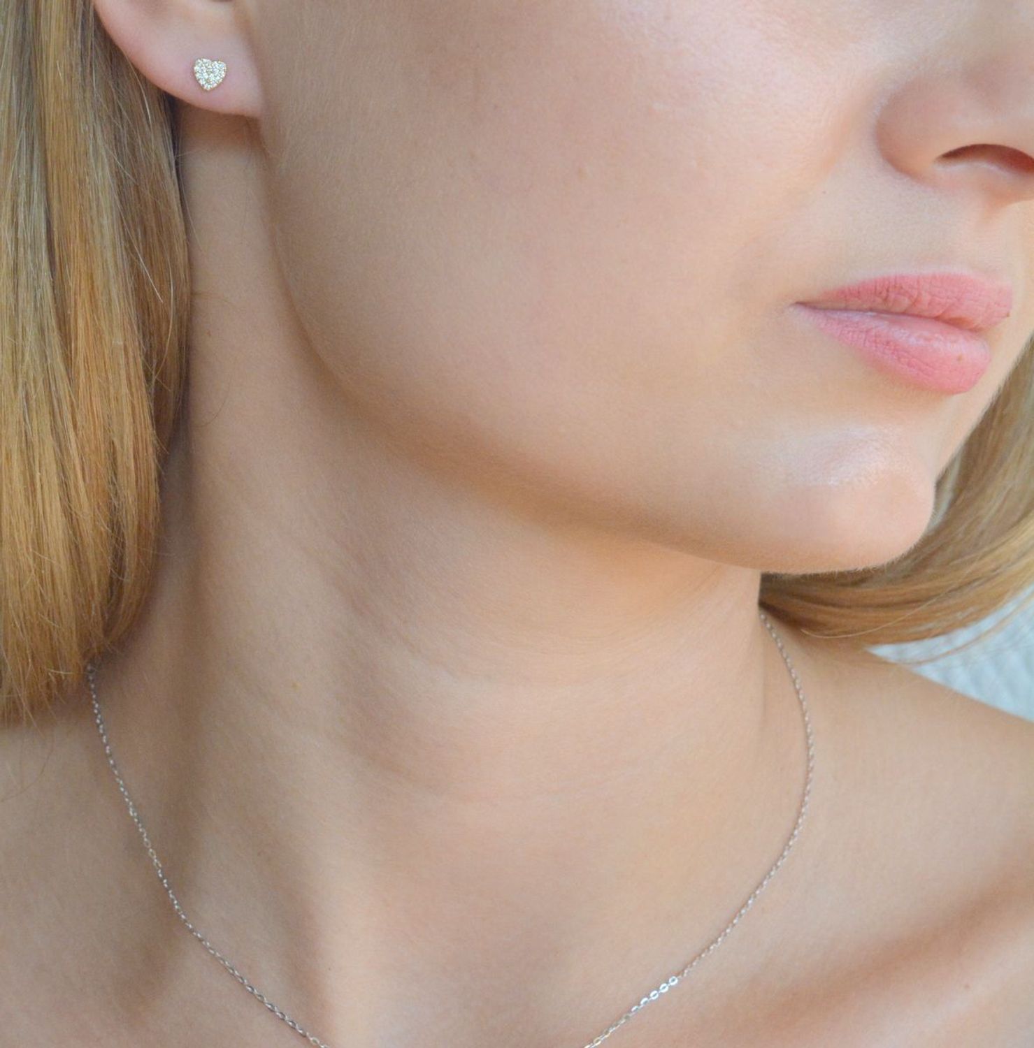 Srebrne kolczyki 925 pozłacane serduszka wkrętki DIA-KLC-RE0703EY-925. Srebrne kolczyki damskie. Srebrne kolczyki dziecięce. RE0703EY.jpg