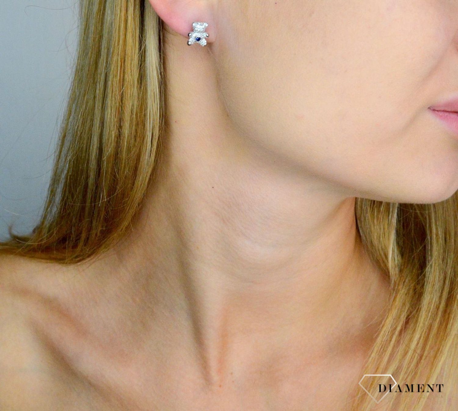 Srebrne kolczyki dziecięce 925 misie na sztyft DIA-KLC-RE0870RH. Srebrne kolczyki dziecięce. Kolczyki srebrne na sztyft. Kolczyki na sztyft. Kolczyki srebrne dla dziewczynki. Kolczyki srebrne na prezent..jpg