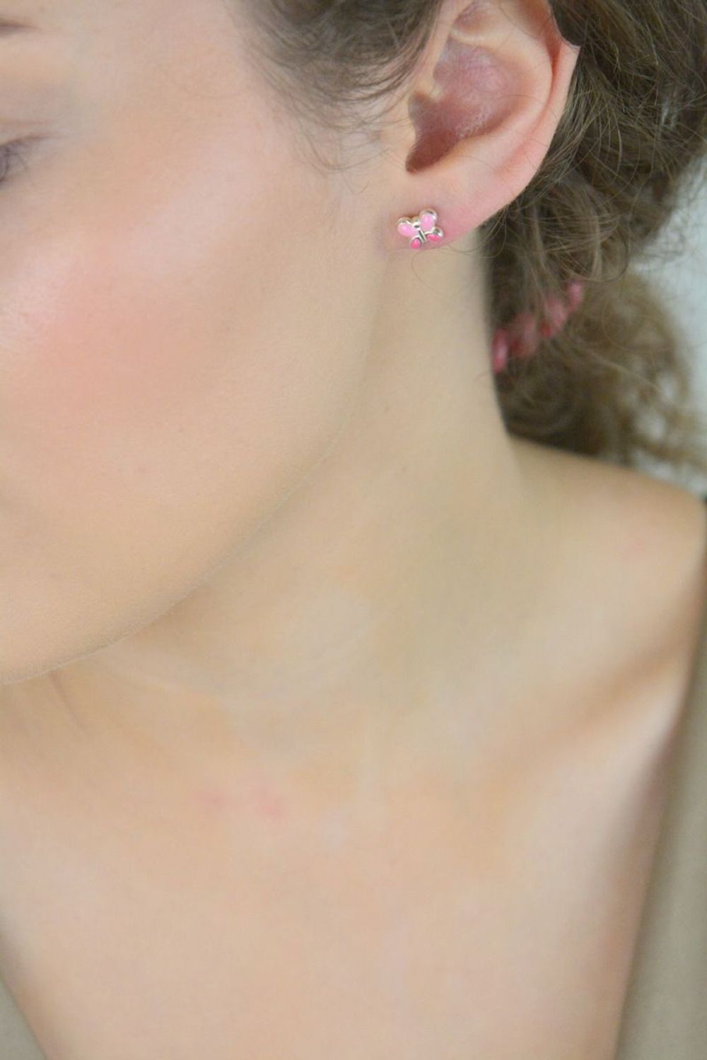 Kolczyki dla dziewczynki na wkrętki 'Różowe motylki' DIA-KLC-SET002P-925.png