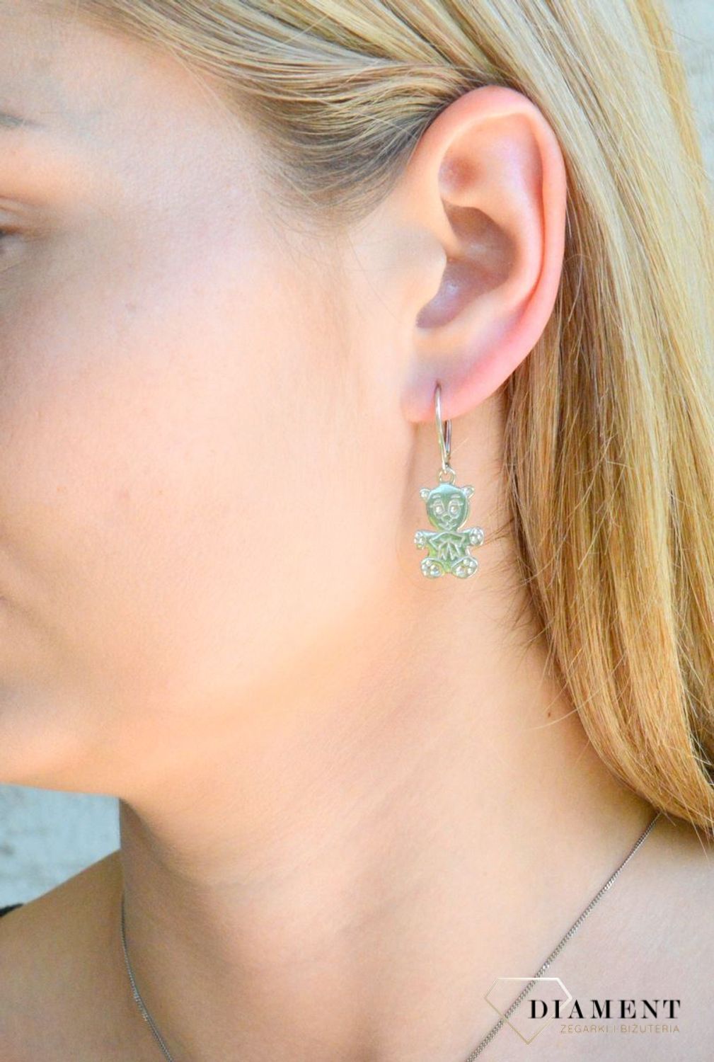 Srebrne kolczyki damskie 925 wiszące misie DIA-KLC-SP197S-925. Srebrne kolczyki damskie. Srebrne kolczyki wiszące. Kolczyki srebrne z wiszącym misiem. Kolczyki na bigiel idealne na prezent..jpg