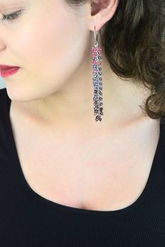 Długie srebrne kolczyki z kryształkami Swarovski 925 (3).jpg