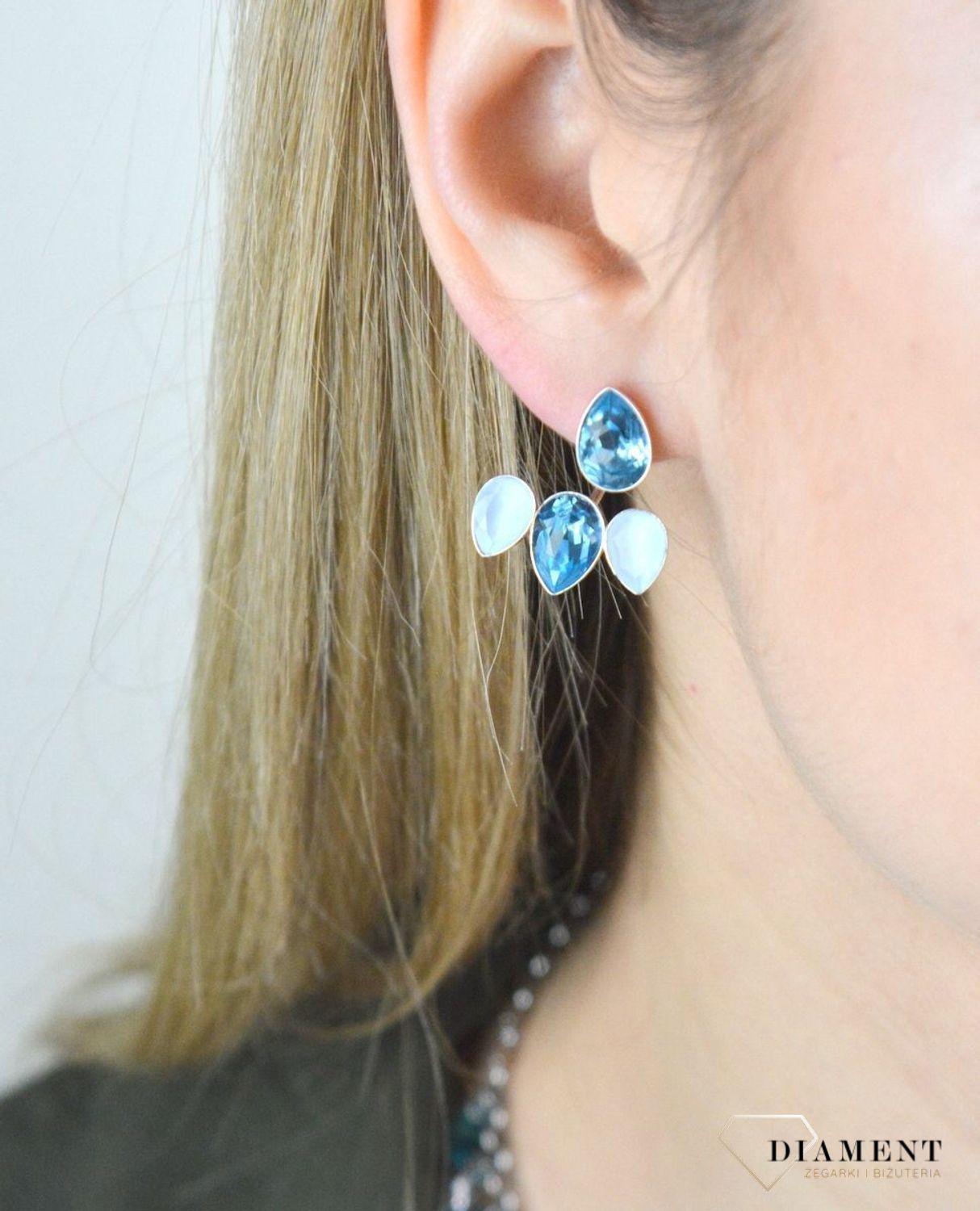 Kolczyki srebrne z kryształami Swarovski w kolorze niebieskim DIA-KLC-SWAROVSKI6-925.jpg