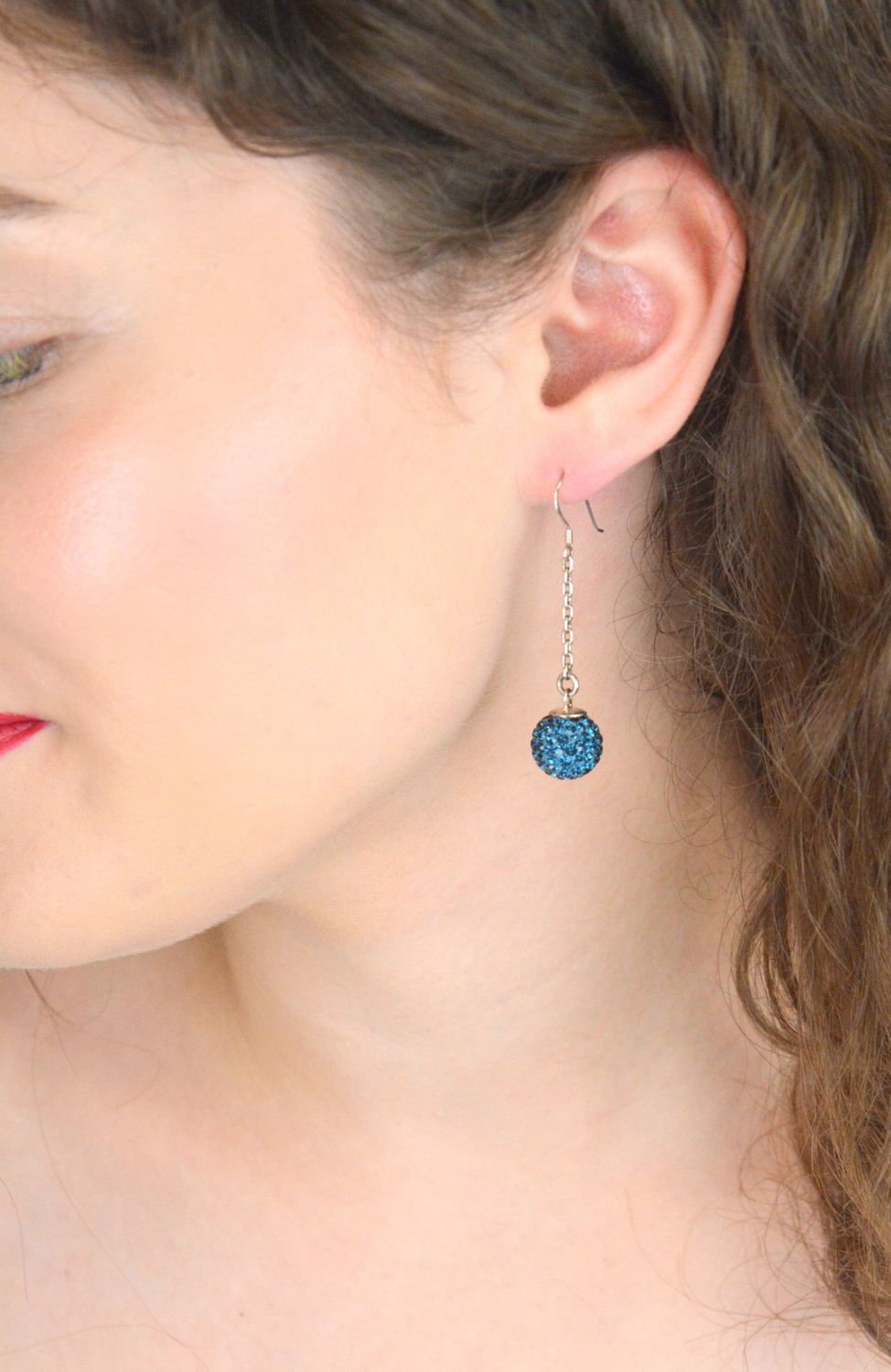 Srebrne Kolczyki Wiszące z Granatową Cyrkonią – Kuleczki na Łańcuszku, Srebro 925 Spark (2).jpg