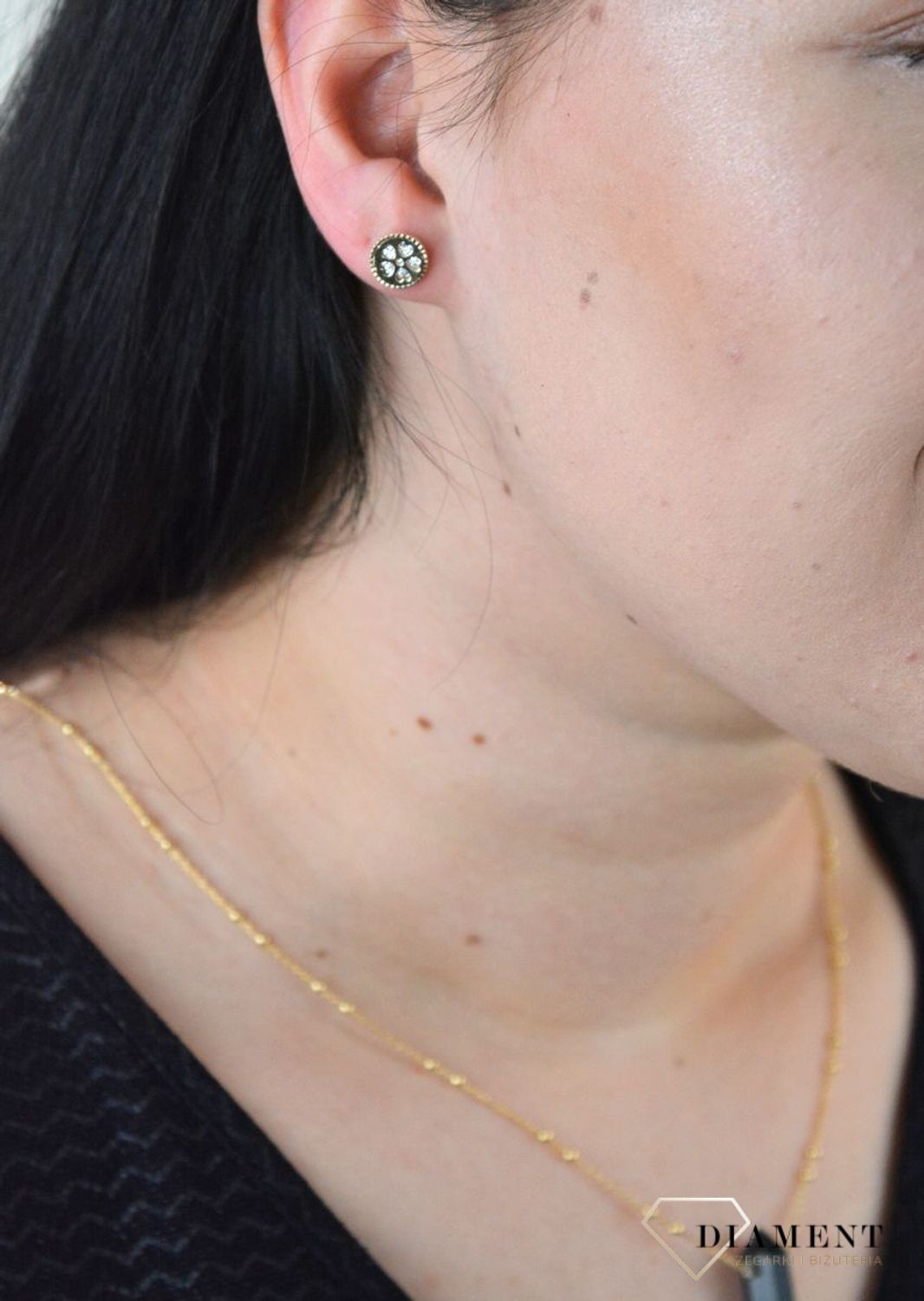 Złote kolczyki okrągłe blaszki ozdobione serduszkami z cyrkonią DIA-KLC-TRES01-585.jpg