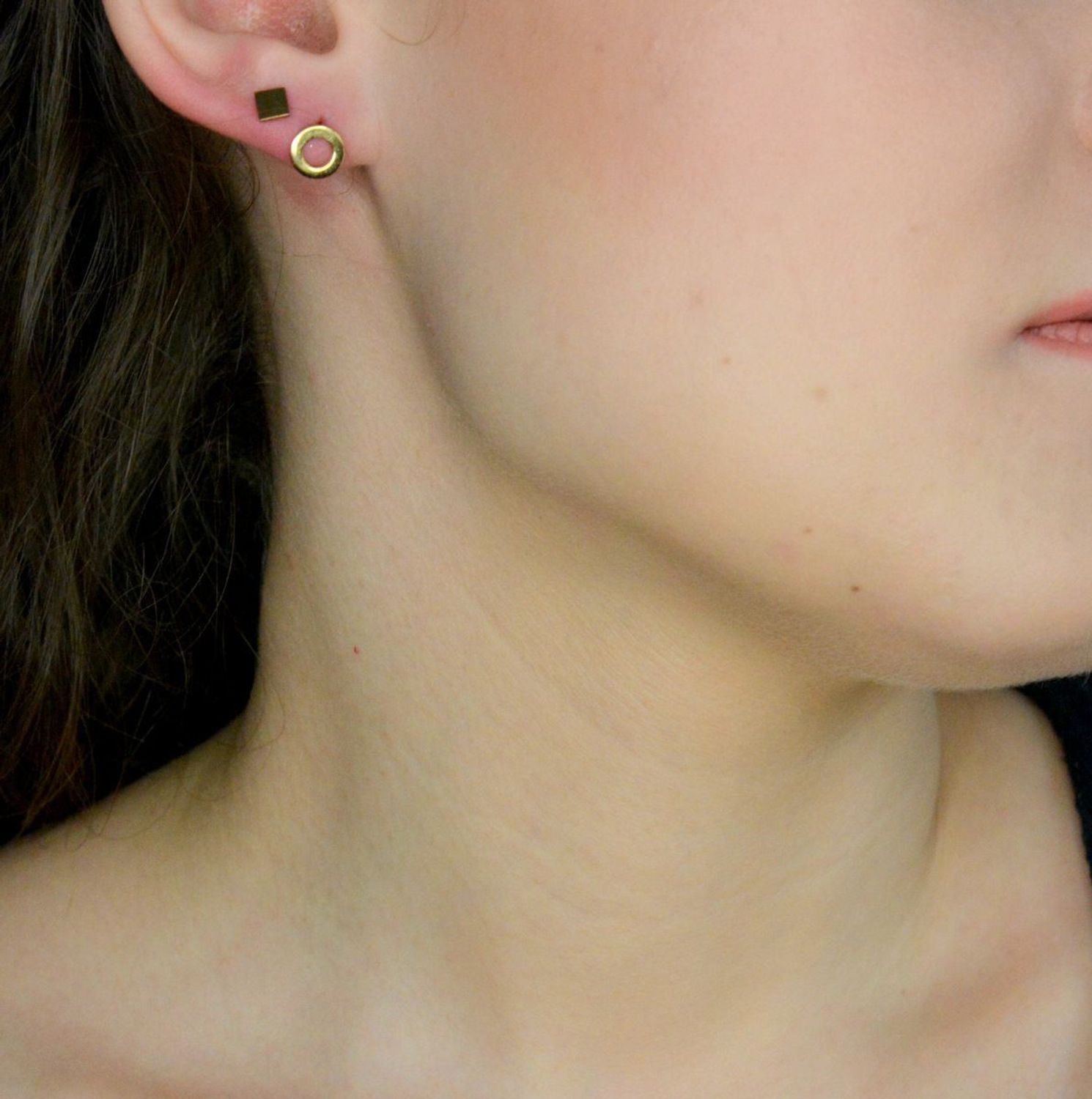 Srebrne kolczyki damskie 925 pozłacane kółeczka na sztyft DIA-KLC-Z3FF030Z.  Srebrne kolczyki damskie. Srebrne kolczyki pokryte złotem. Kolczyki srebrne o modnym wzorze. Pozłacane srebrne kolczyki damskie.1.jpg