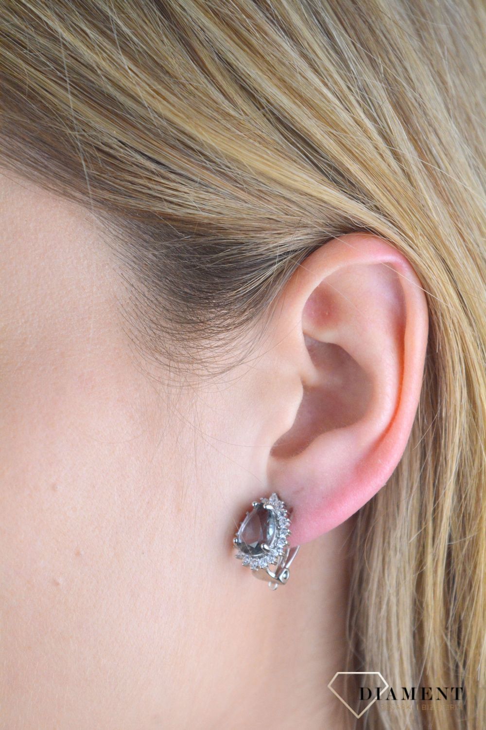 Klipsy srebrne z grafitową cyrkonią łezką DIA-KLI-10931-925.jpg