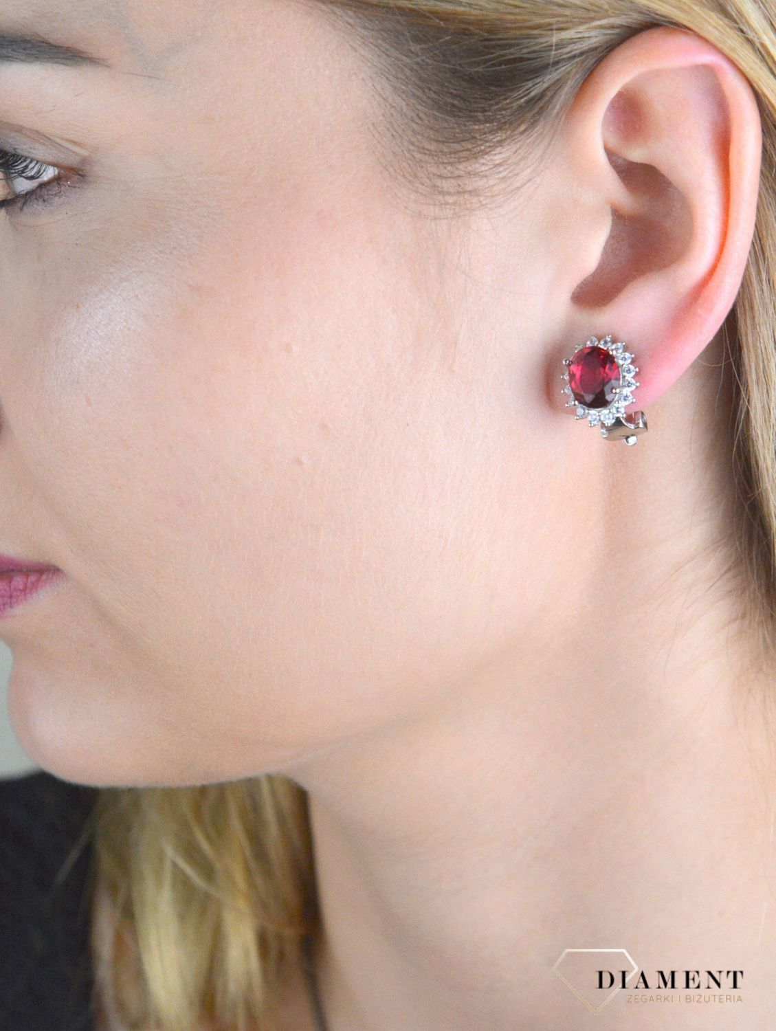 Klipsy srebrne z owalną czerwoną cyrkonią DIA-KLI-10933-925.jpg
