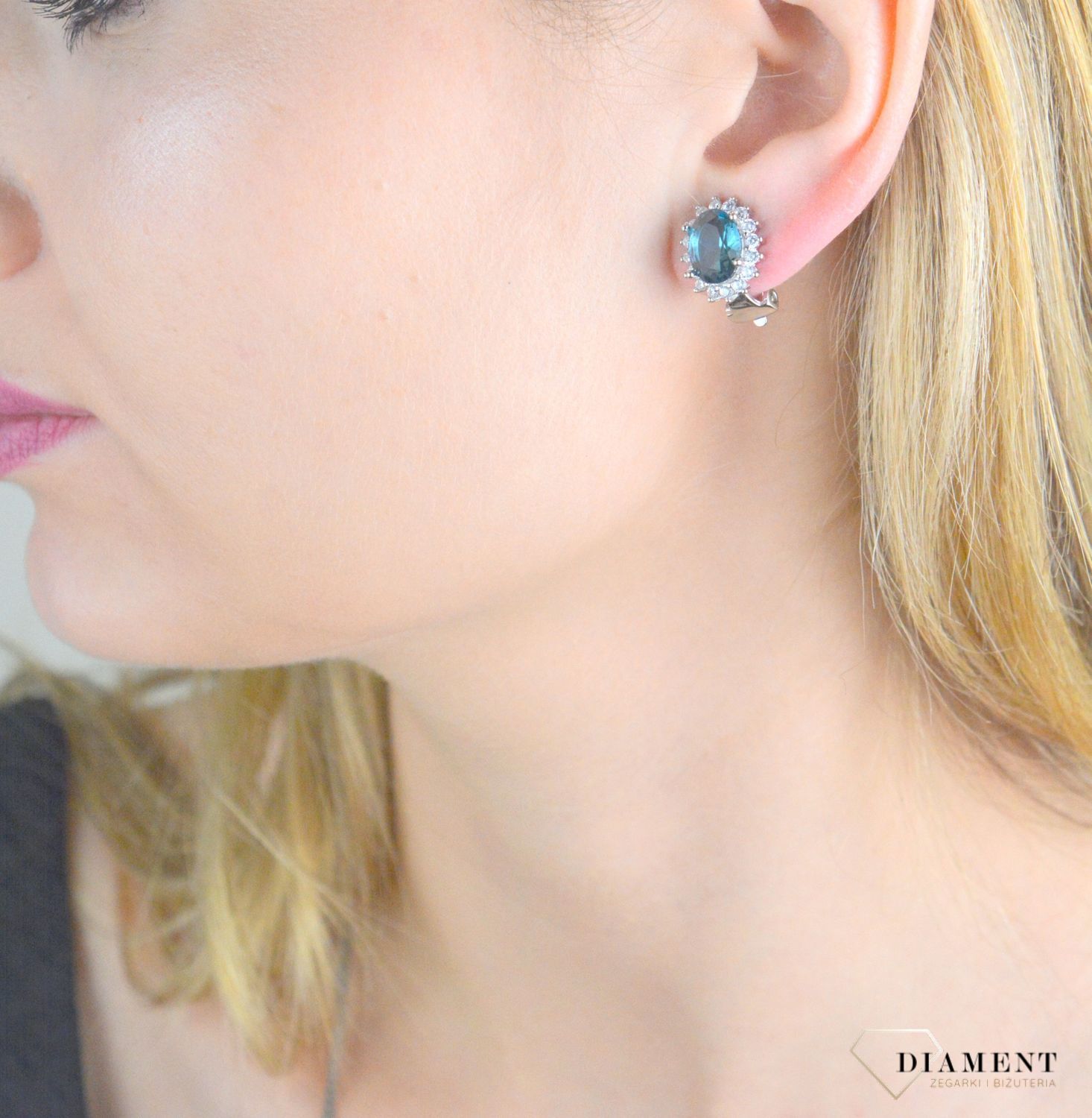 Klipsy srebrne z owalną niebieską cyrkonią DIA-KLI-10936-925.jpg