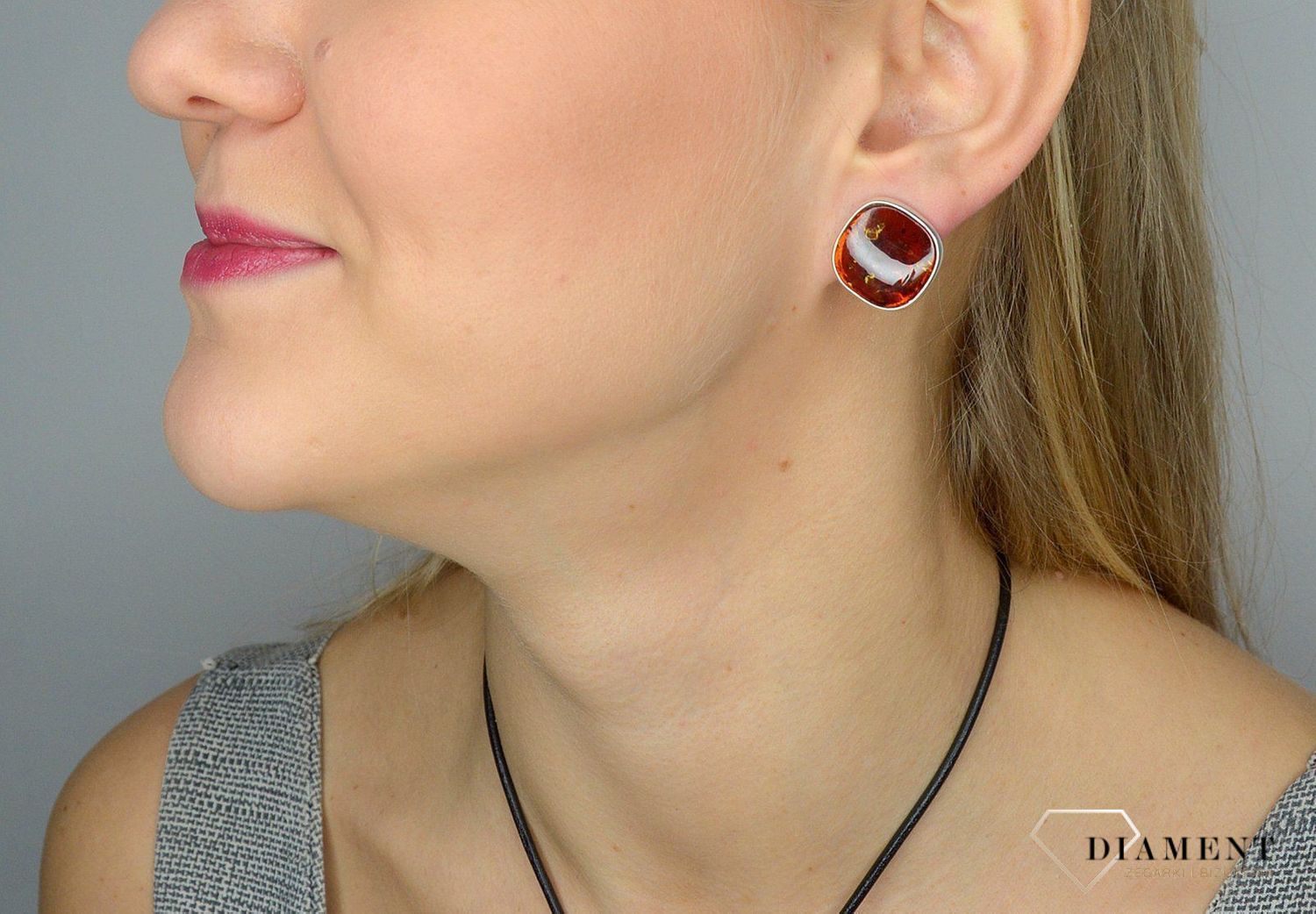 Klipsy srebrne z bursztynem bałtyckim DIA-KLI-2262-925.jpg