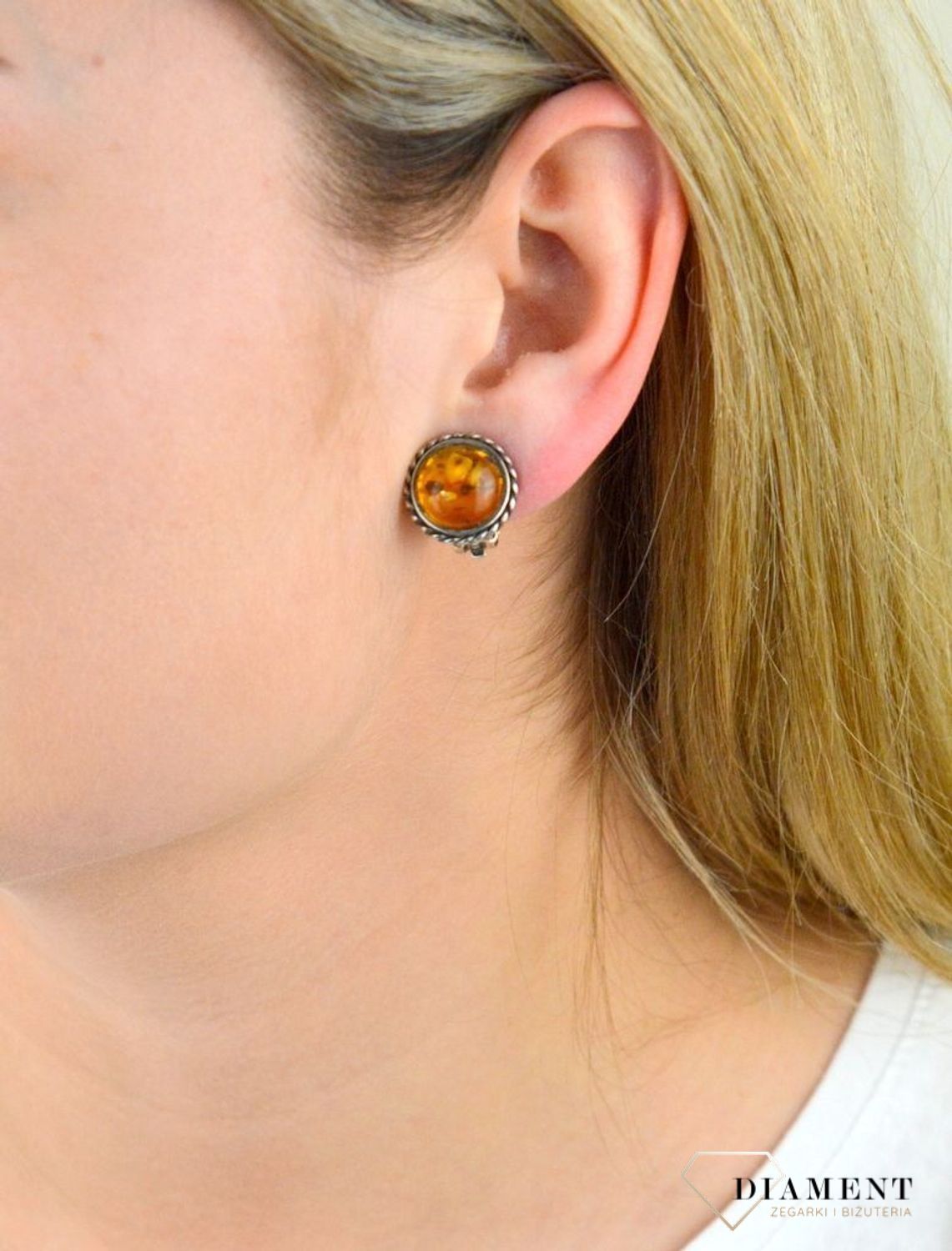 Klipsy srebrne 925 z przepięknym bursztynem o miodowym odcieniu DIA-KLI-4823-925.jpg