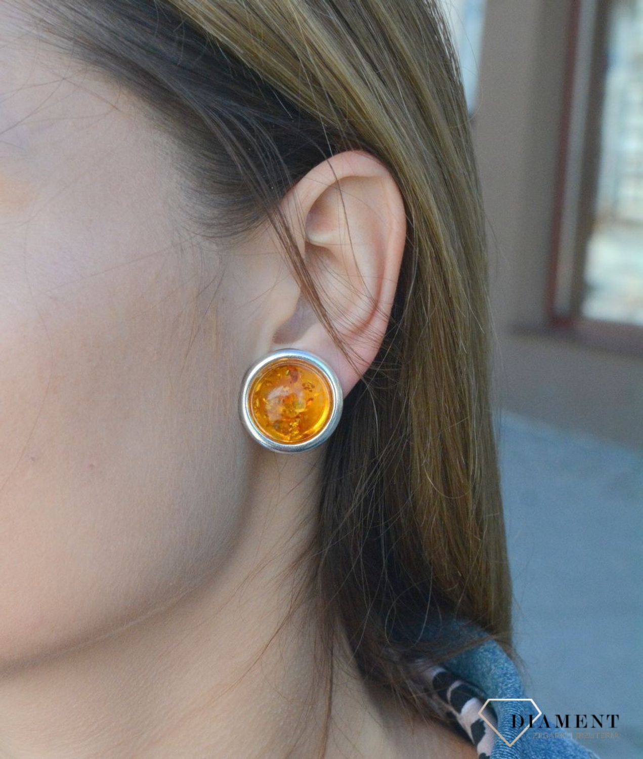 Kolczyki klipsy srebrne okrągłe z bursztynem miodowym DIA-KLI-7053-925.jpg
