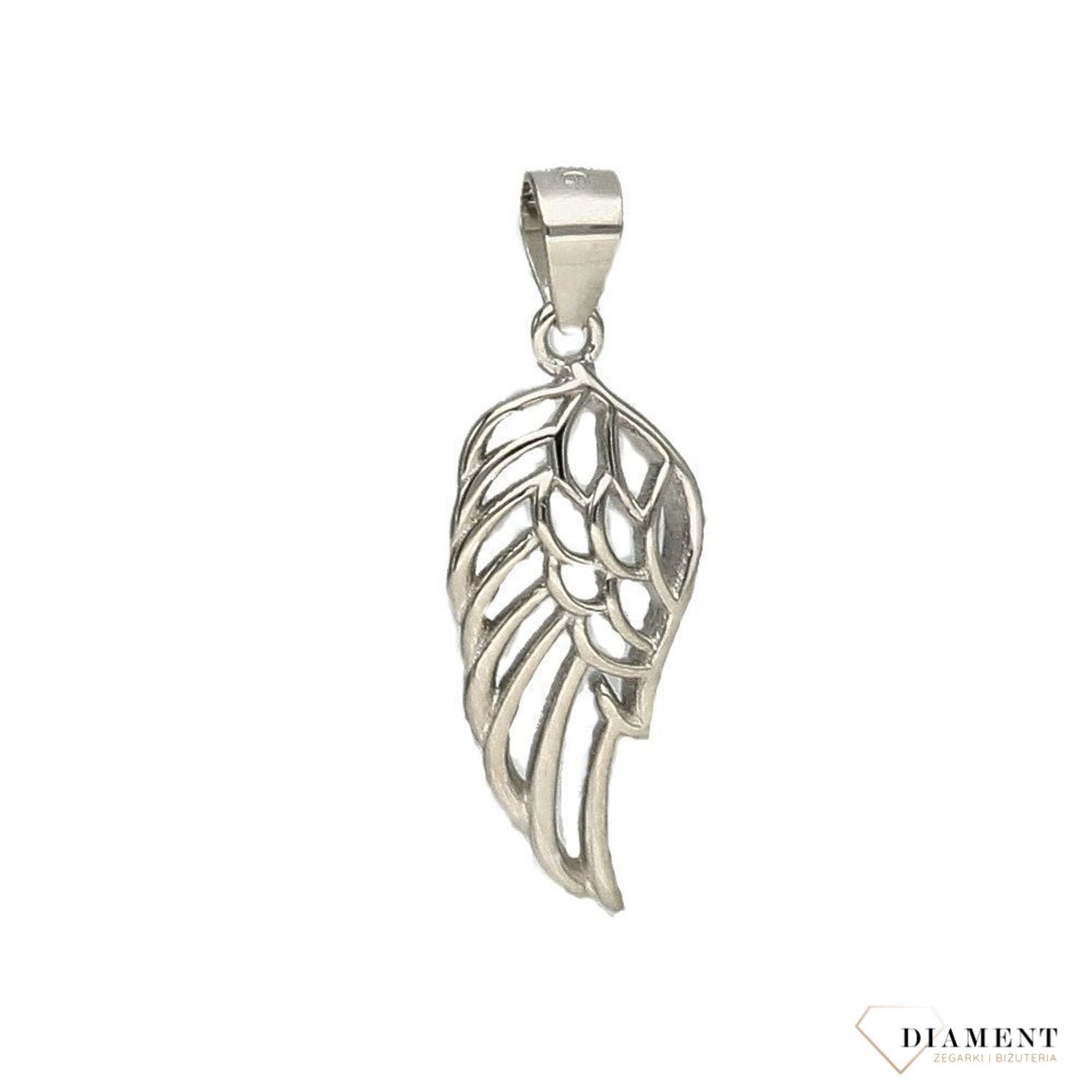 Srebrny komplet biżuterii 925 skrzydło DIA-KPL-0793-925v (2).jpg