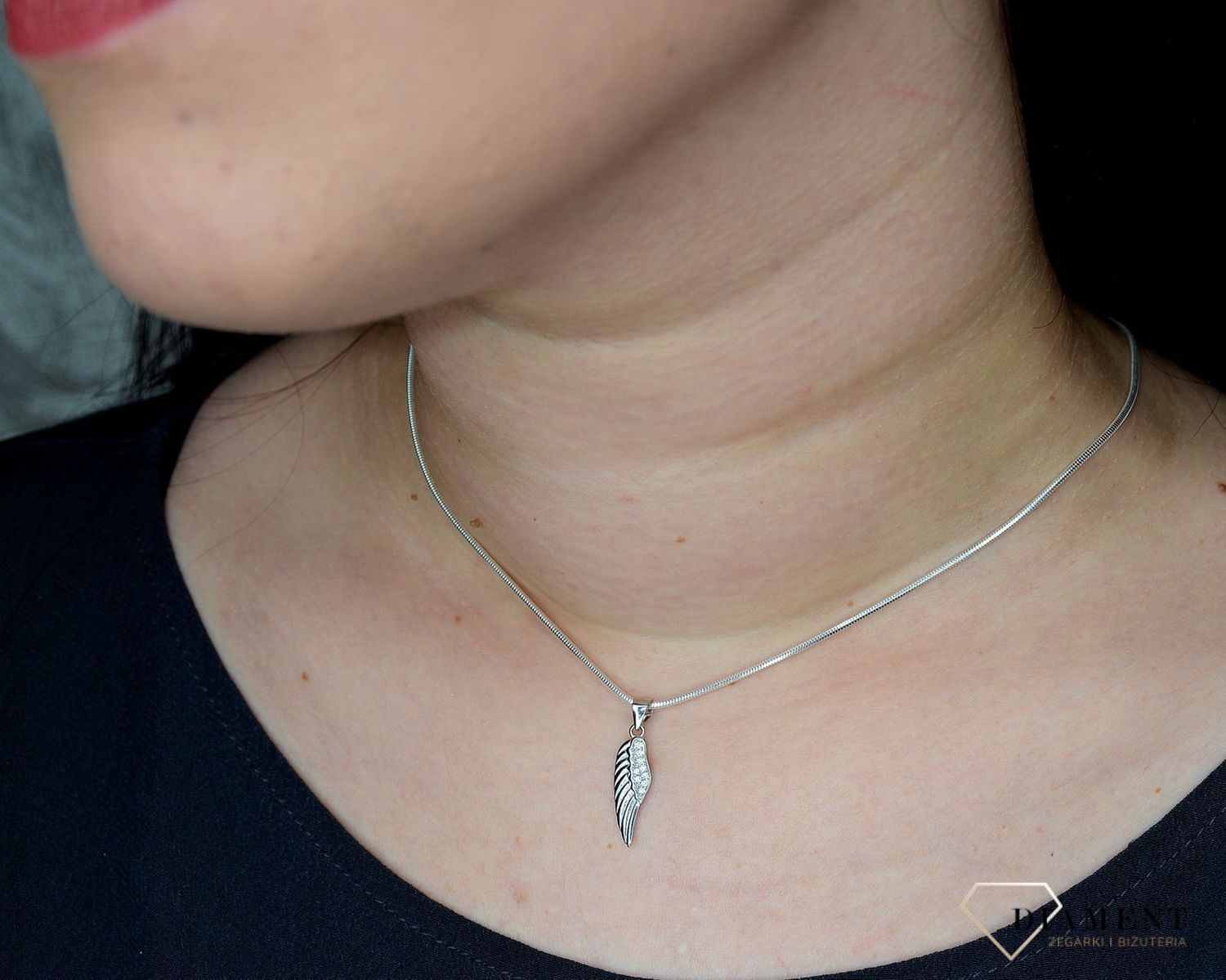 Srebrny komplet biżuterii 925 w kształcie skrzydeł DIA-KPL-0795-925 (1).jpg