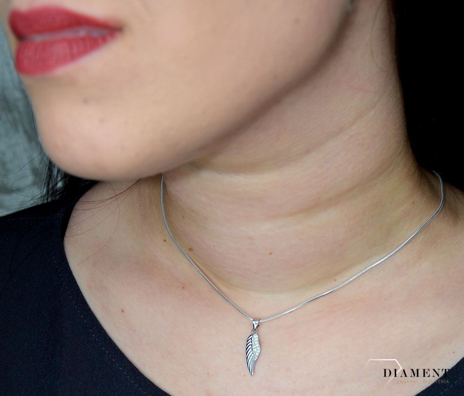Srebrny komplet biżuterii 925 w kształcie skrzydeł DIA-KPL-0795-925 (1).jpg