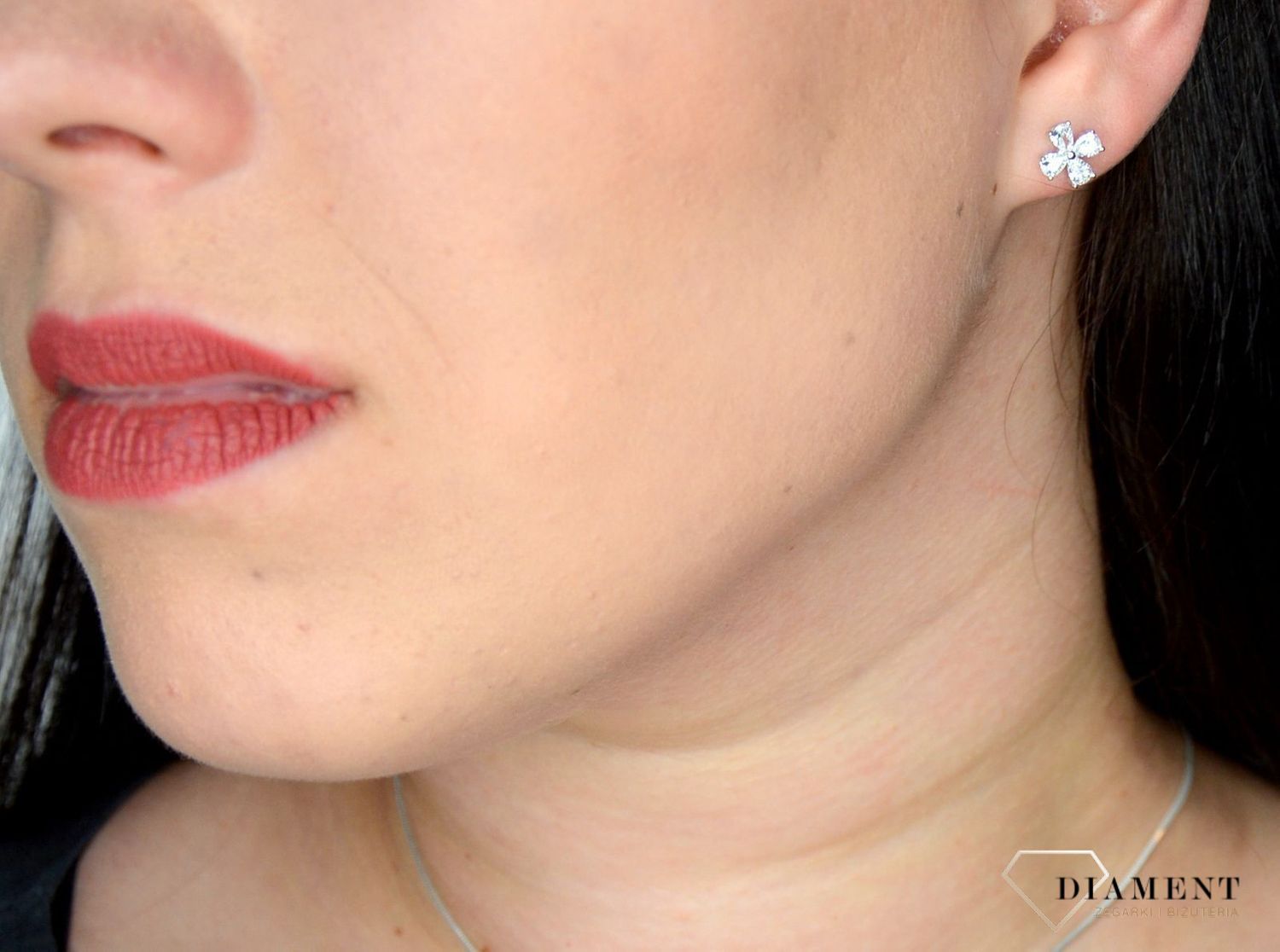 Srebrny komplet biżuterii w kształcie kwiatka DIA-KPL-0798-925 (1).jpg