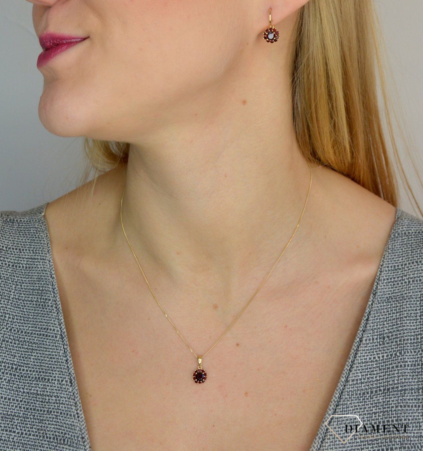 Komplet złotej biżuterii 585 kolczyki i zawieszka z granatem DIA-KPL-1006-585.jpg