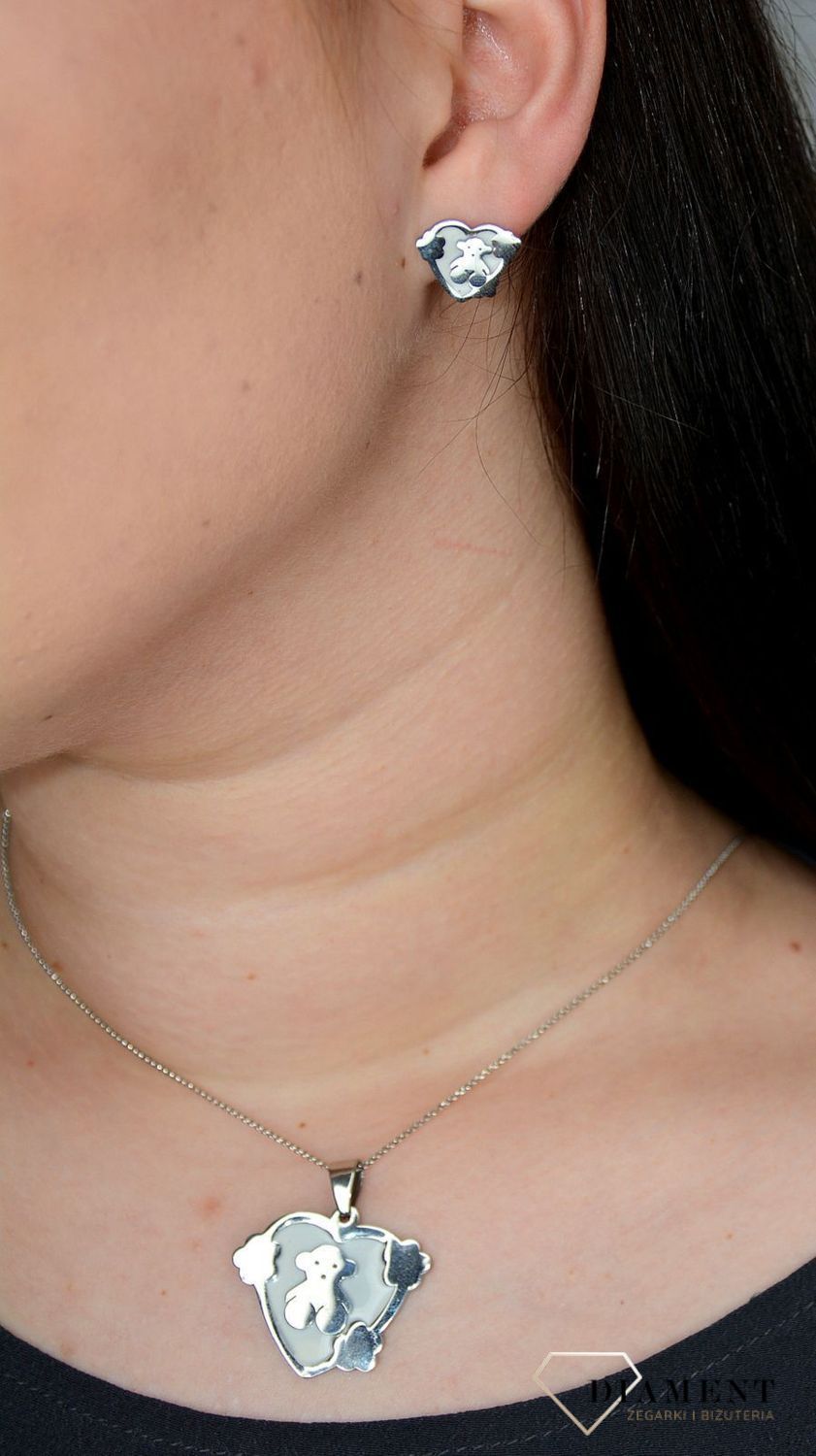 Komplet damski kolczyki i wisiorek serca z misiami DIA-KPL-2811-STAL.jpg