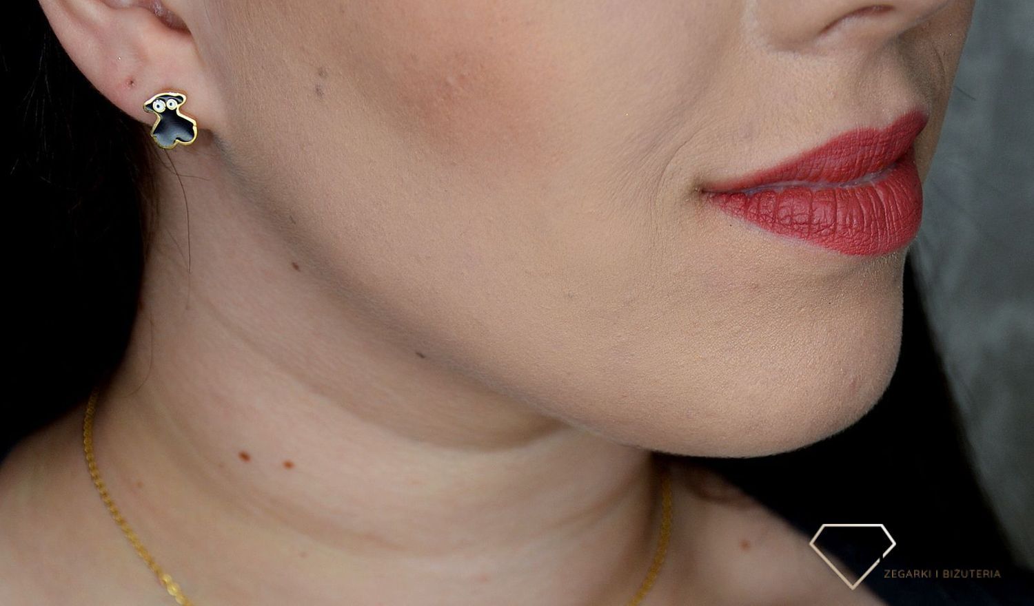 Komplet biżuterii TUOS czarny miś DIA-KPL-2817-STAL.jpg