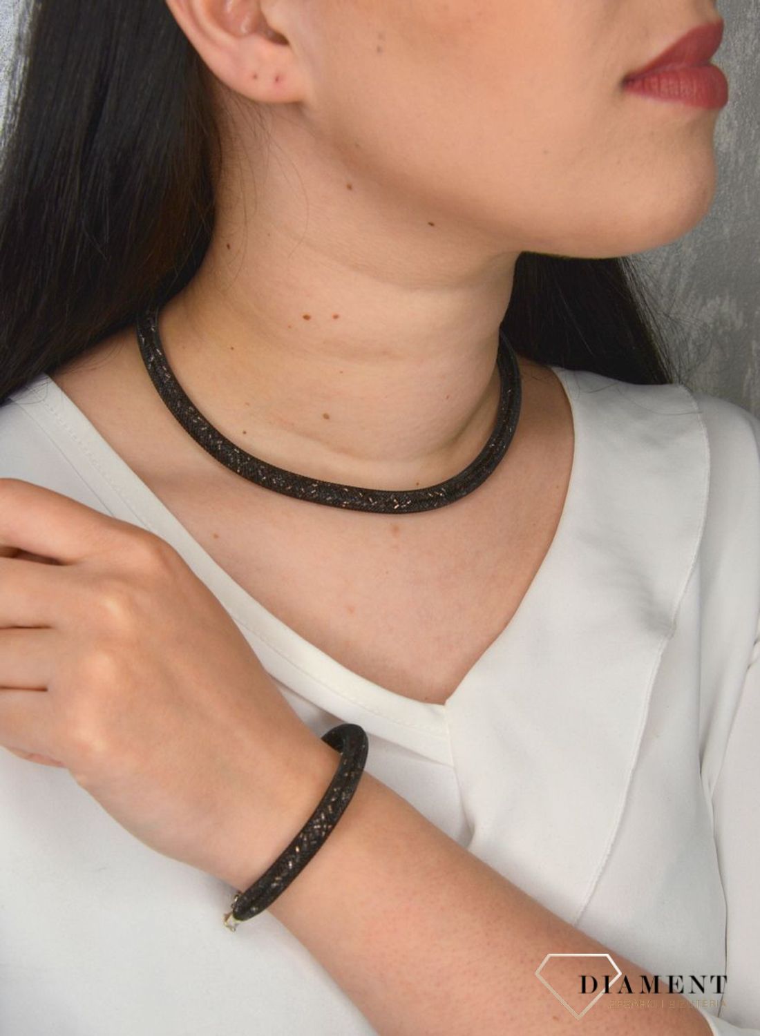 Komplet biżuterii w brązowym kolorze DIA-KPL-2996-INNE.jpg