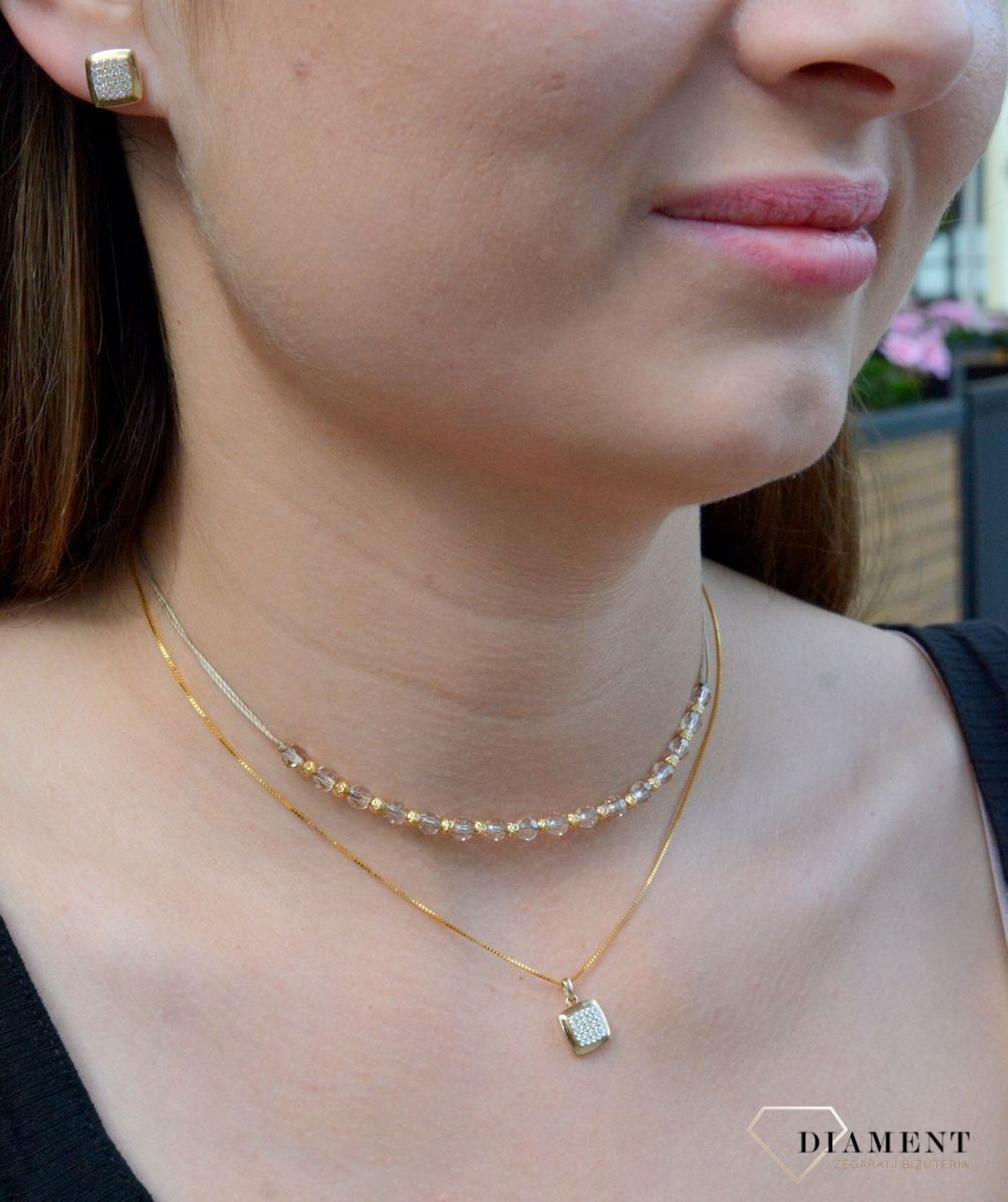 Komplet złotej biżuterii kolczyki i zawieszka kwadraty z cyrkonią DIA-KPL-5298-585.jpg