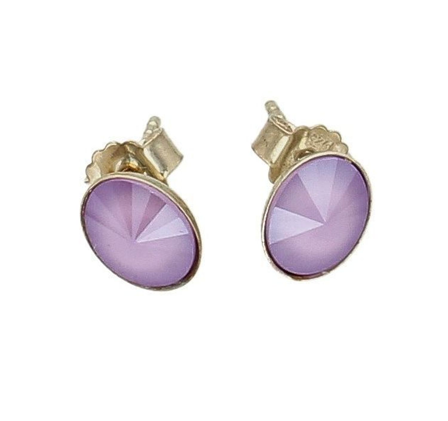 Srebrny komplet z fioletowym kamieniem 'Kryształek' DIA-KPL-6399-925. Srebrny komplet biżuterii. Srebrny komplet zawieszka i kolczyki. Srebrny komplet z kryształkiem. Srebrny komplet z fioletowym k (1).jpg