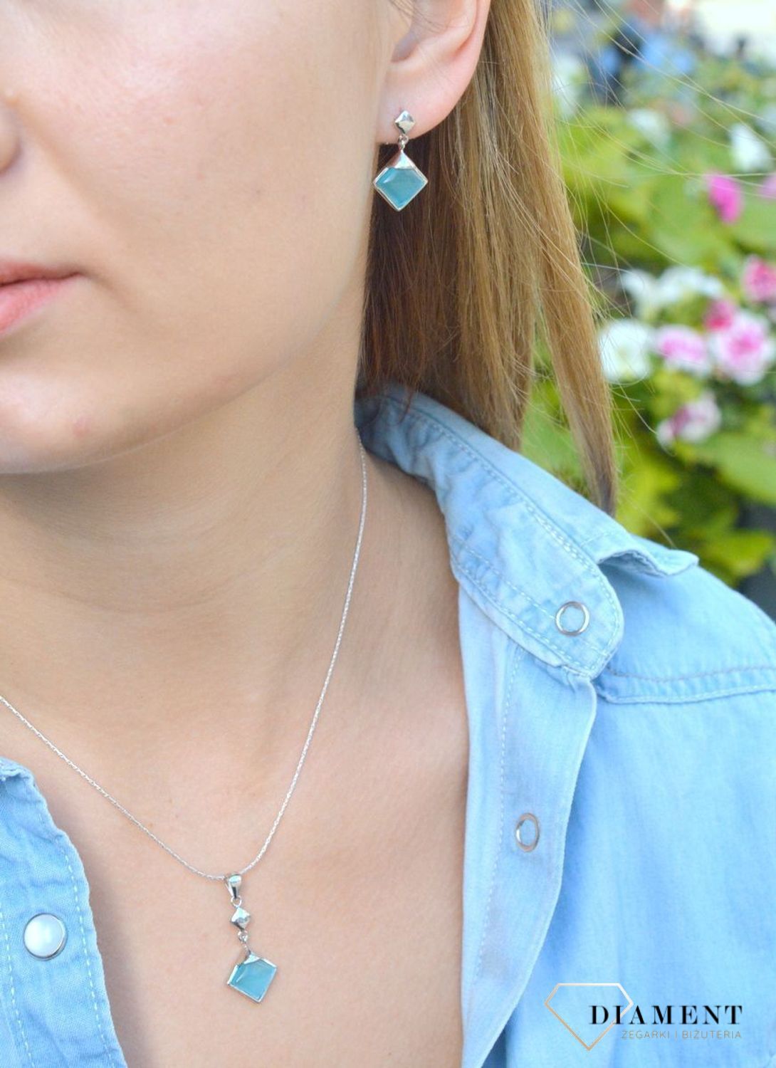 Komplet srebrny damski z niebieskimi cyrkoniami DIA-KPL-6630N-925. Komplet srebrny zawieszka i kolczyki. Komplet damski, dziecięcy. Komplet srebrny z cyrkonią niebieską. Komplet srebrny idealny pomysł na prezent..jpg