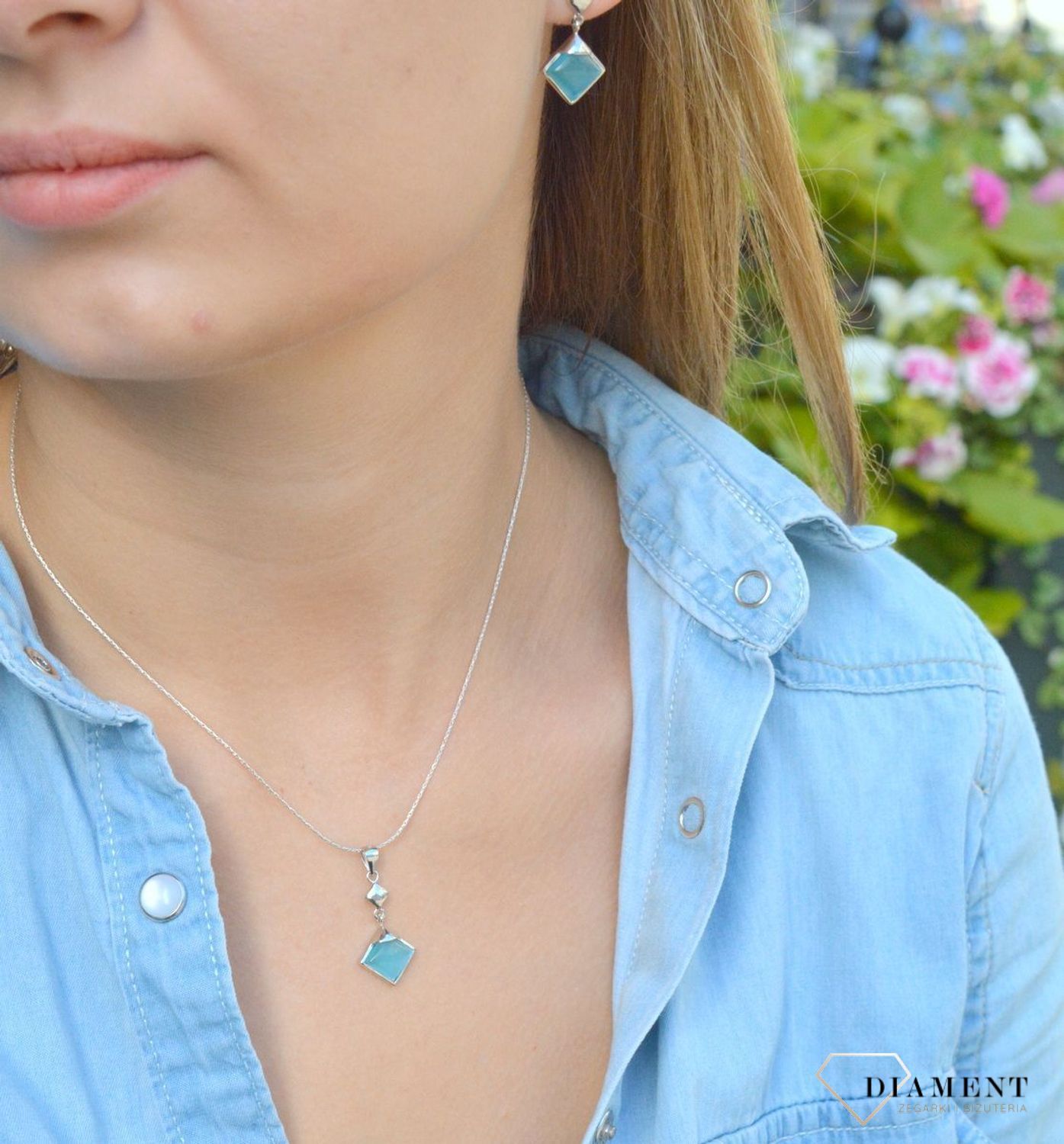 Komplet srebrny damski z niebieskimi cyrkoniami DIA-KPL-6630N-925. Komplet srebrny zawieszka i kolczyki. Komplet damski, dziecięcy. Komplet srebrny z cyrkonią niebieską. Komplet srebrny idealny pomysł na prezent..jpg