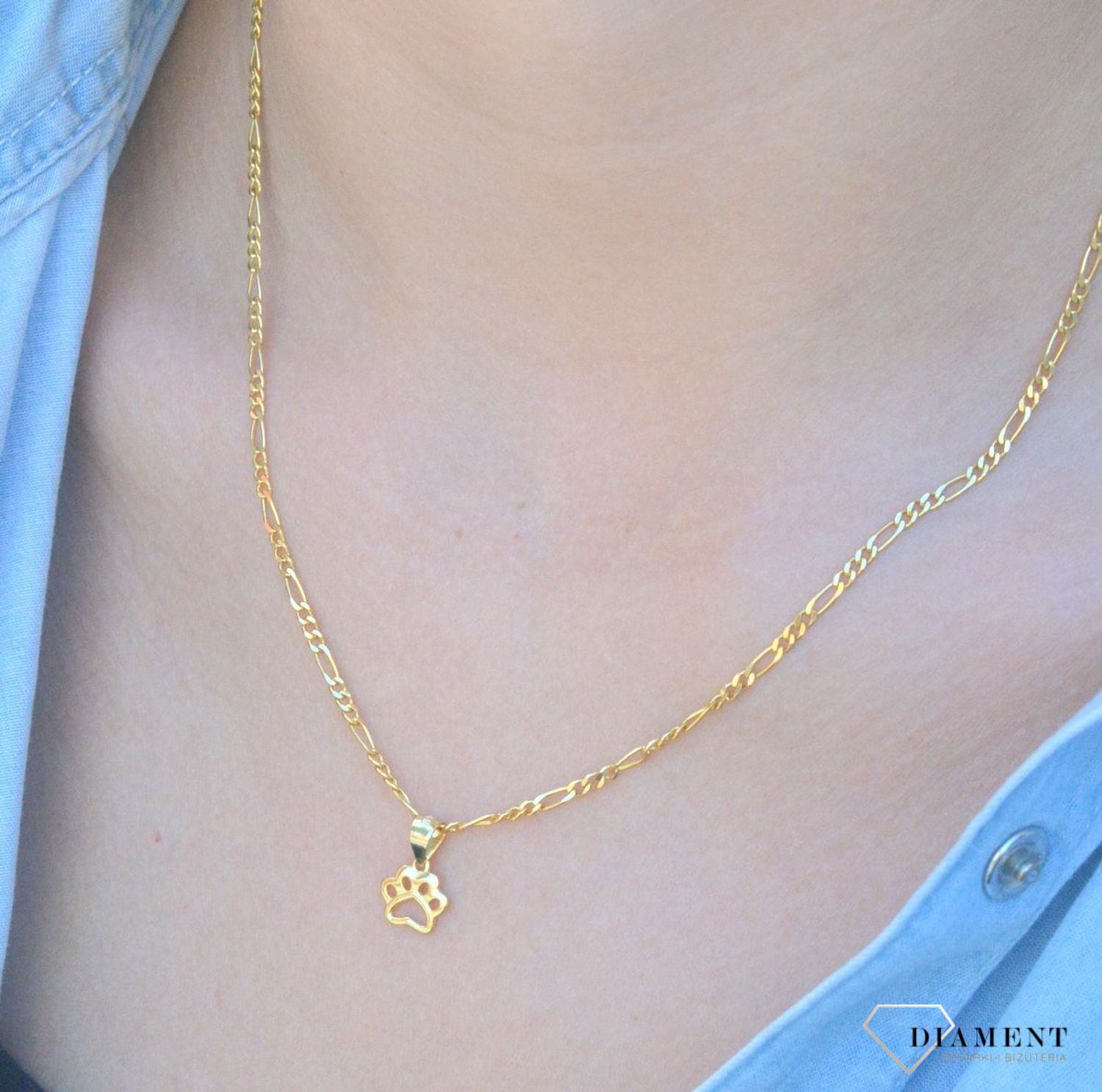 Komplet pozłacany kolczyki i zawieszka łapka psa DIA-KPL-6631Z-925. Komplet srebrnej biżuterii. Komplet biżuterii pozłacanej. Komplet zawieszka i kolczyki. Komplet biżuterii łapka psa. Komplet idealny na prezent dla miłośników.jpg