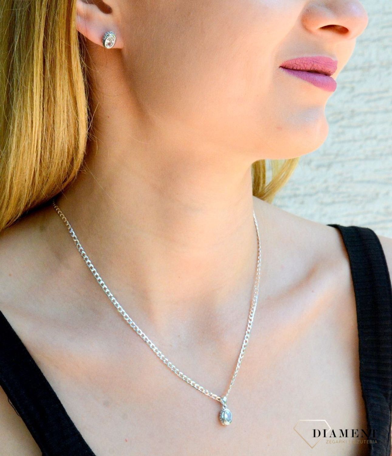 Srebrny komplet damski kolczyki zawieszka o owalnym kształcie z cyrkoniami DIA-KPL-9416-925d.jpg