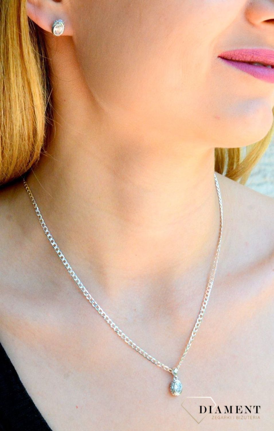 Srebrny komplet damski kolczyki zawieszka o owalnym kształcie z cyrkoniami DIA-KPL-9416-925d.jpg