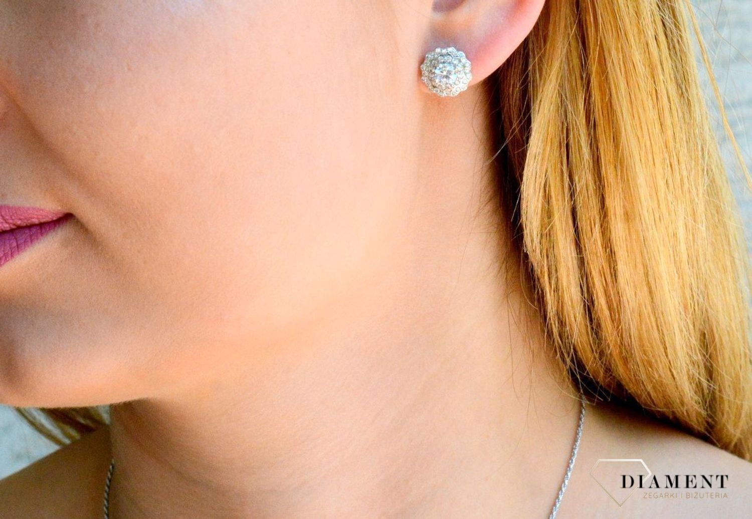 Srebrny komplet damski kolczyki zawieszka o wzorze kwiatka z cyrkoniami DIA-KPL-9469-925d.jpg