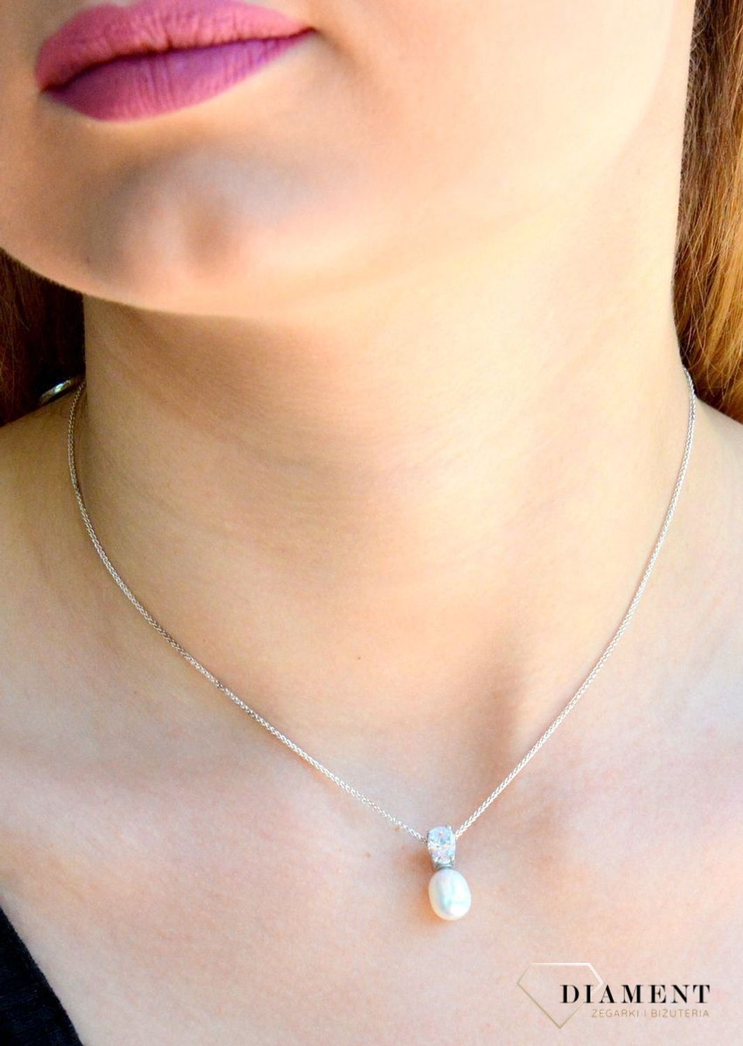 Srebrny komplet damski kolczyki zawieszka z perełkami DIA-KPL-9470-925d.jpg