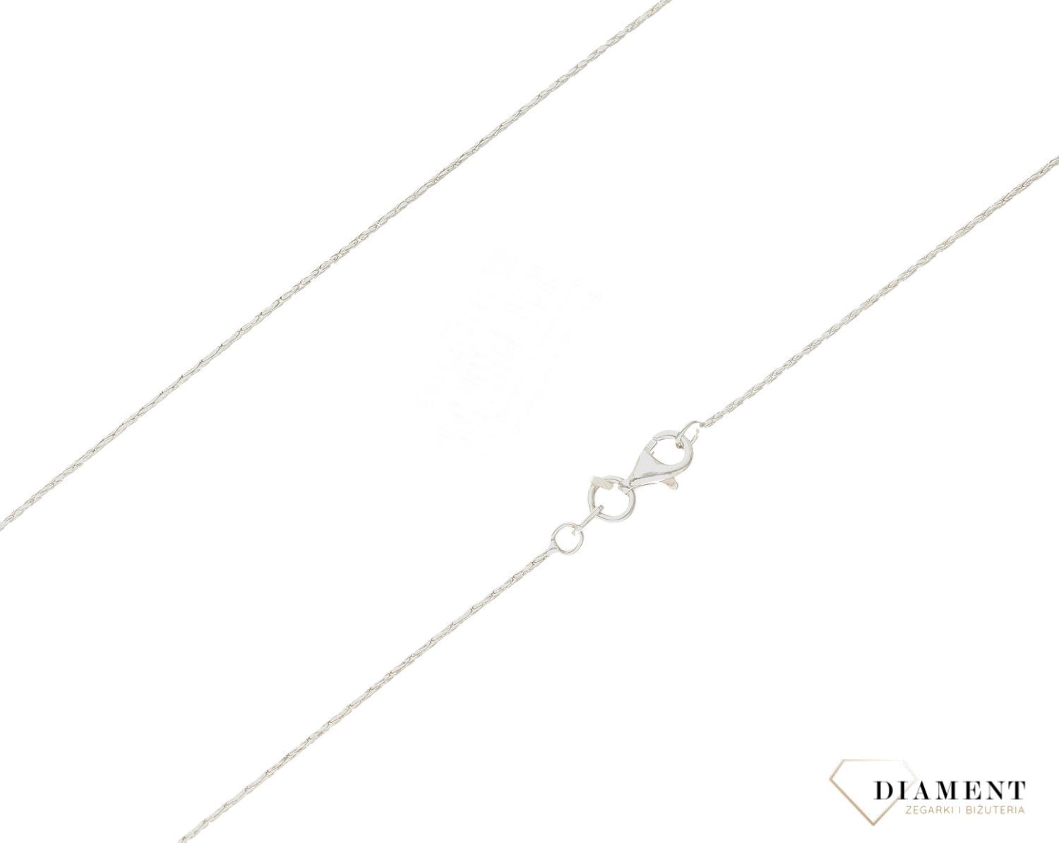 Srebrny łańcuszek 925 ozdobna lineczka grawerowana 0,9 mm DIA-LAN-10263-925. Klasyczny i uniwersalny łańcuszek lineczka, wykonany ze srebra próby 925 o wadze około 2,00 g. Łańcuszki to uniwersalne dodatki, które sprawdzają s.jpg