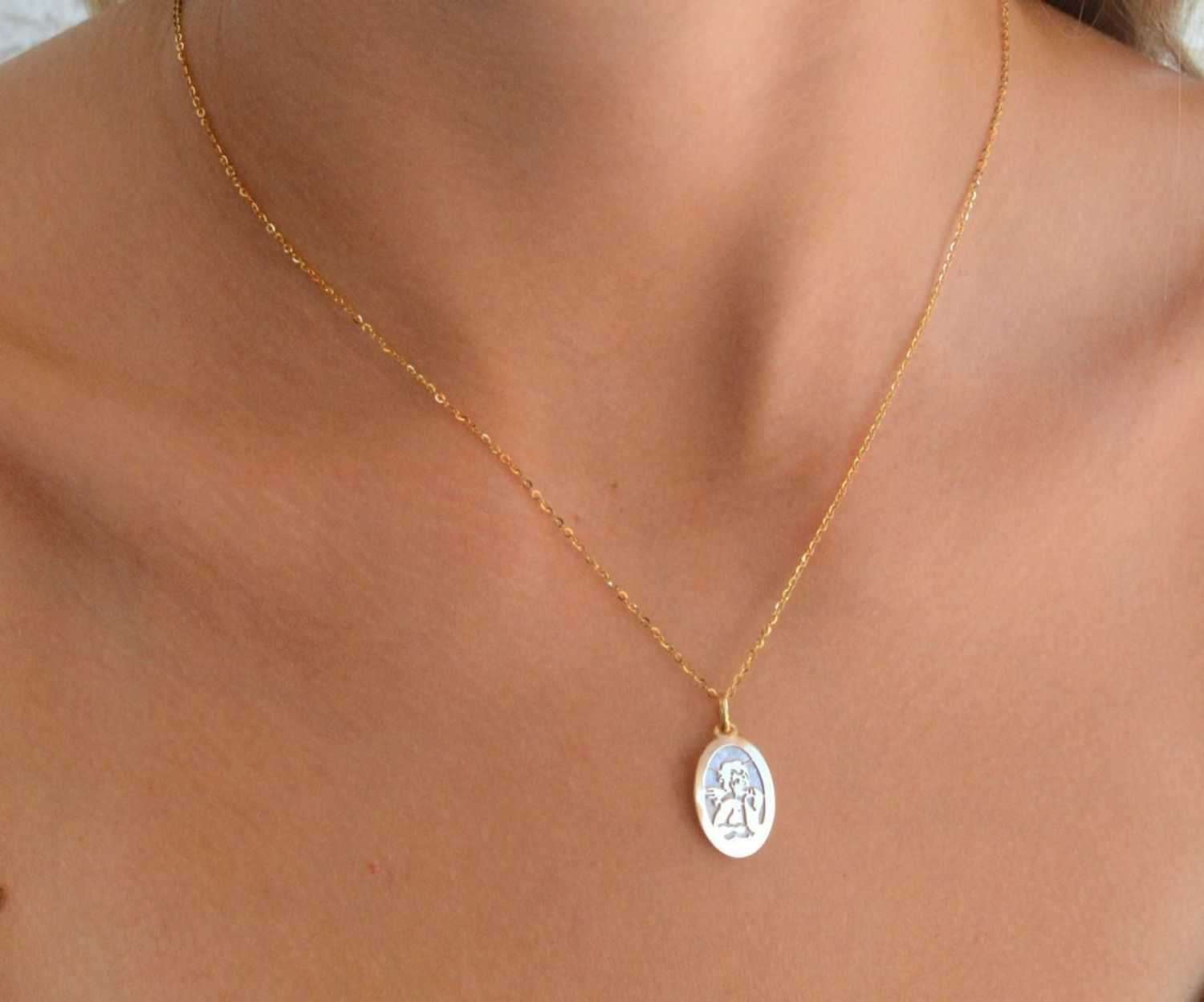 Złoty łańcuszek 333 ankier 1mm DIA-LAN-11417-333. Złoty łańcuszek damski. Łańcuszek damski próby 333. Łańcuszek złoty ankier. Łańcuszek złoty damski na prezent (1).jpg