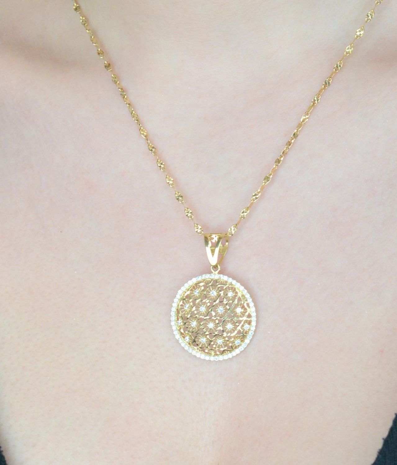 Złoty łańcuszek damski 585 o ozdobnym diamentowanym splocie DIA-LAN-11434-585 (1).jpg