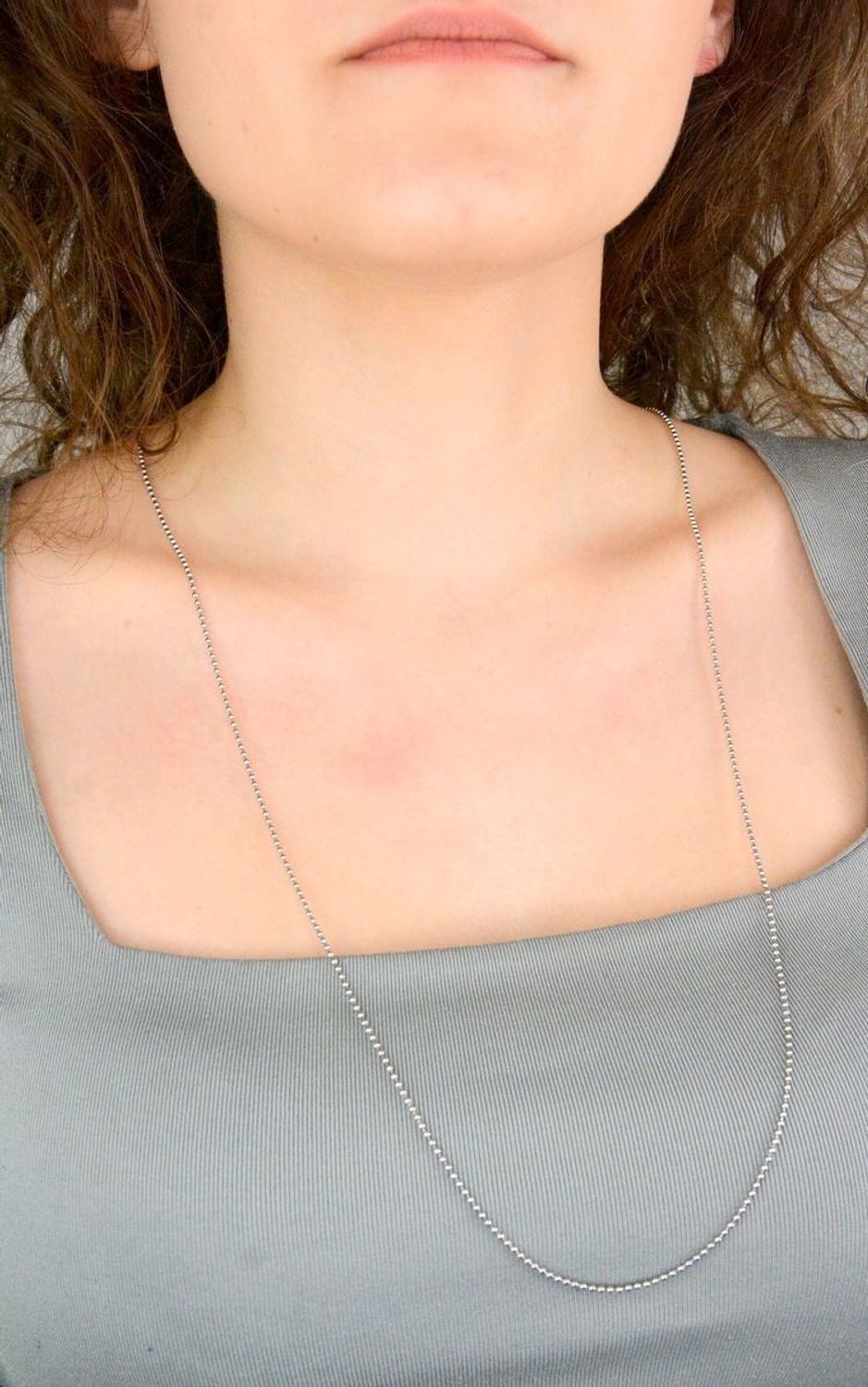 Stalowy łańcuszek w srebrnym kolorze kuleczki długość 90 cm DIA-LAN-11661-STAL. Łańcuszek kuleczki w srebrnym kolorze. Stalowy łańcuszek z kuleczek. Łańcuszek stalowy do nieśmiertelnika.1.jpg