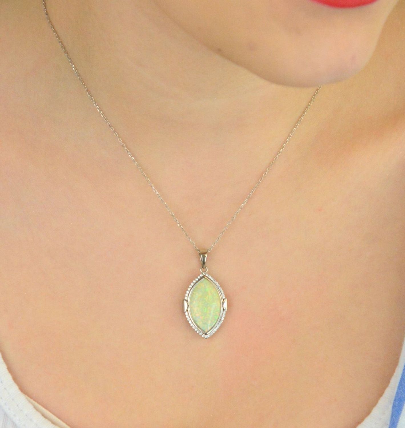 Elegancki łańcuszek damski srebrny próby 925, model DIA-LAN-12302S-925. Splot ankier, długość 45 cm + 3 cm regulacja, zapięcie na karabińczyk. Idealny do zawieszek i charmsów.1.jpg