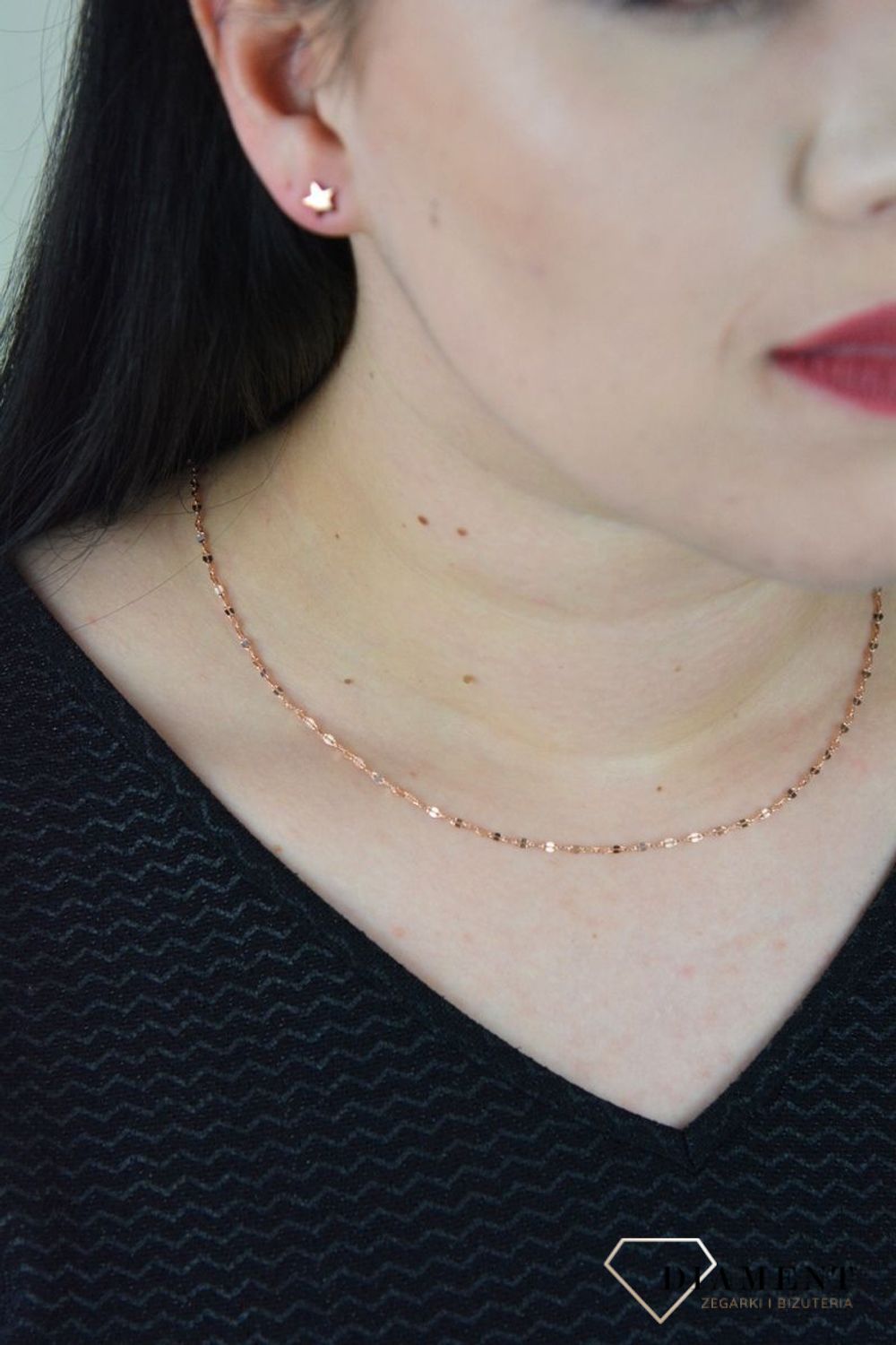 Łańcuszek srebrny 925 w kolorze różowego złota z delikatnych blaszek DIA-LAN-4923-925.jpg