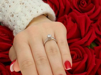 Pierścionek z białego złota 585 z dużą cyrkonią 5 mm. Waga 1,99 g, rozmiar 12. Elegancka biżuteria idealna na zaręczyny lub prezent.3.jpg