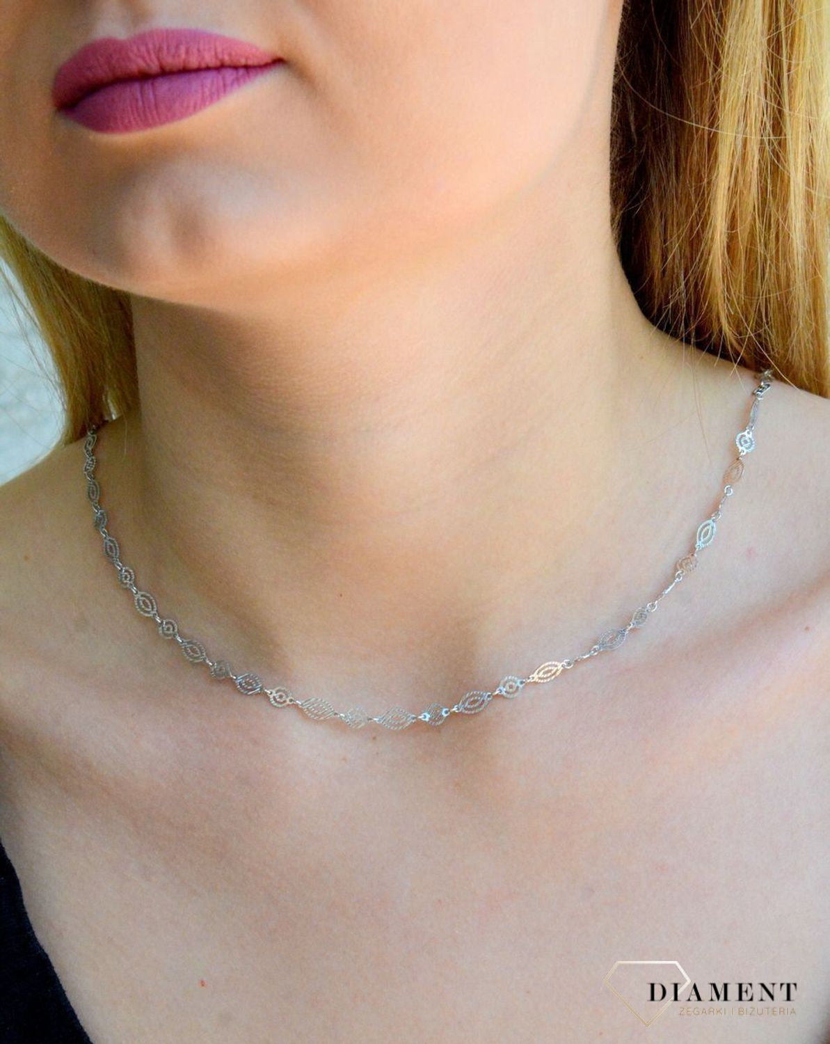 Srebrny łańcuszek 925 ozdobne ogniwka 0,45 mm DIA-LAN-9694-925. Srebrny łańcuszek najwyższej próby srebra 925. Łańcuszek srebrny o splocie ozdobnych ogniwek idealny na prezent. Łańcuszek srebrny damski o wadze 4,50 gram i szerokości  (1).jpg
